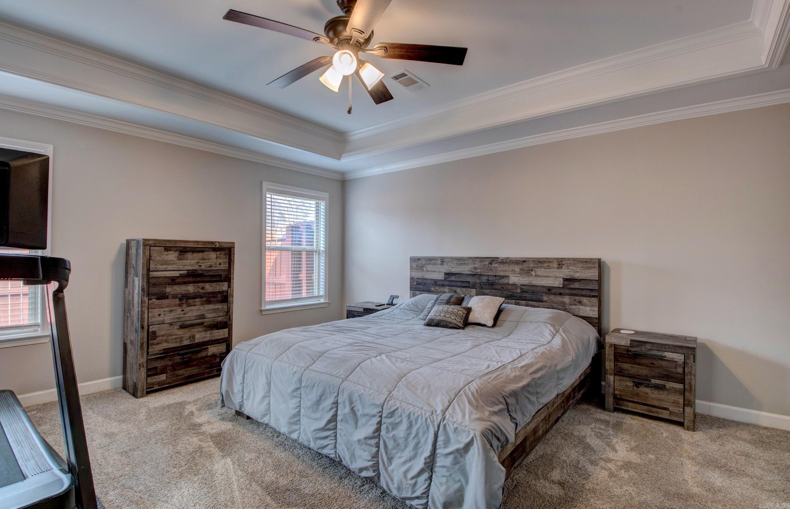 PINEWOOD ESTATES - Residential