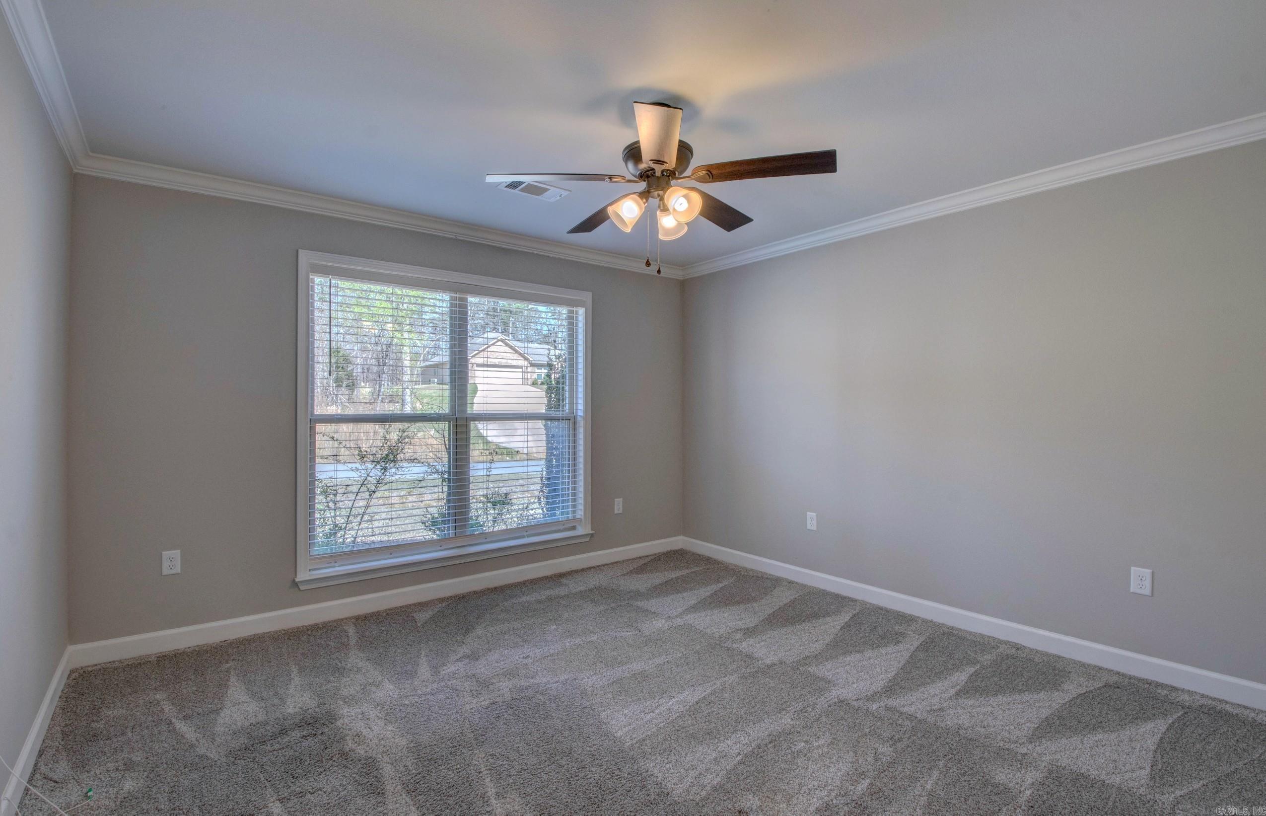 PINEWOOD ESTATES - Residential