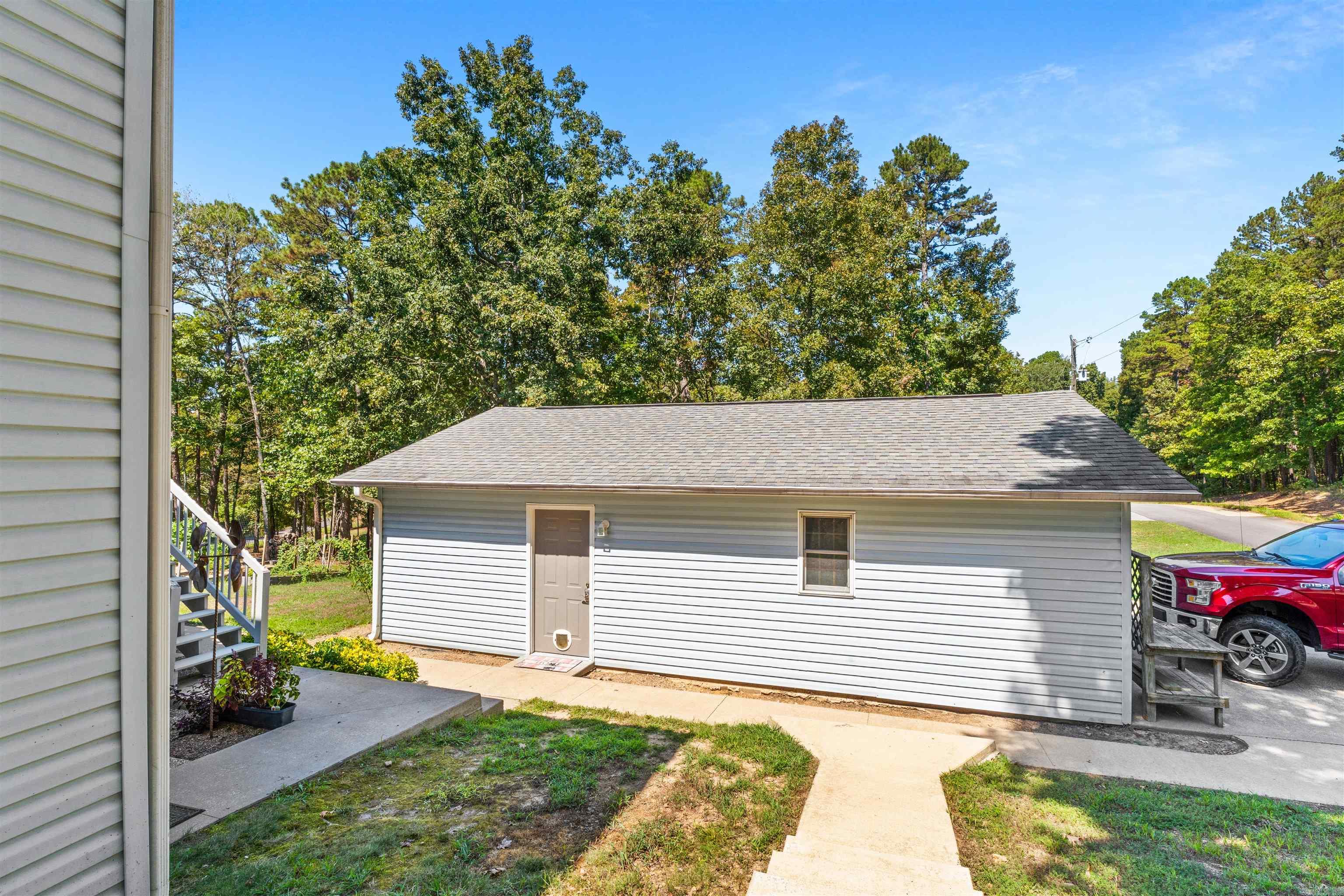 FOX RUN VILLAGE - Residential