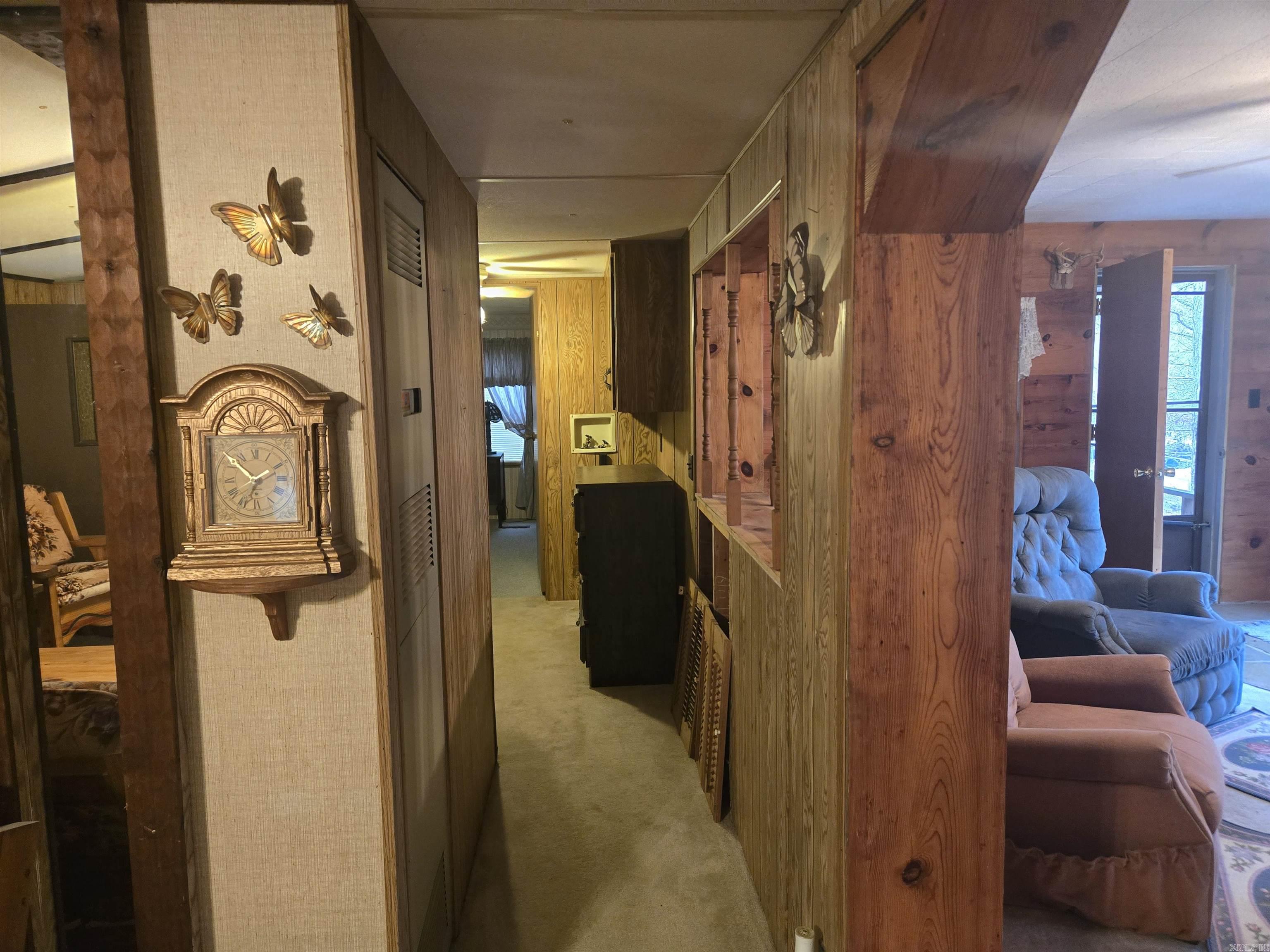 TOMAHAWK VILLAGE - Residential