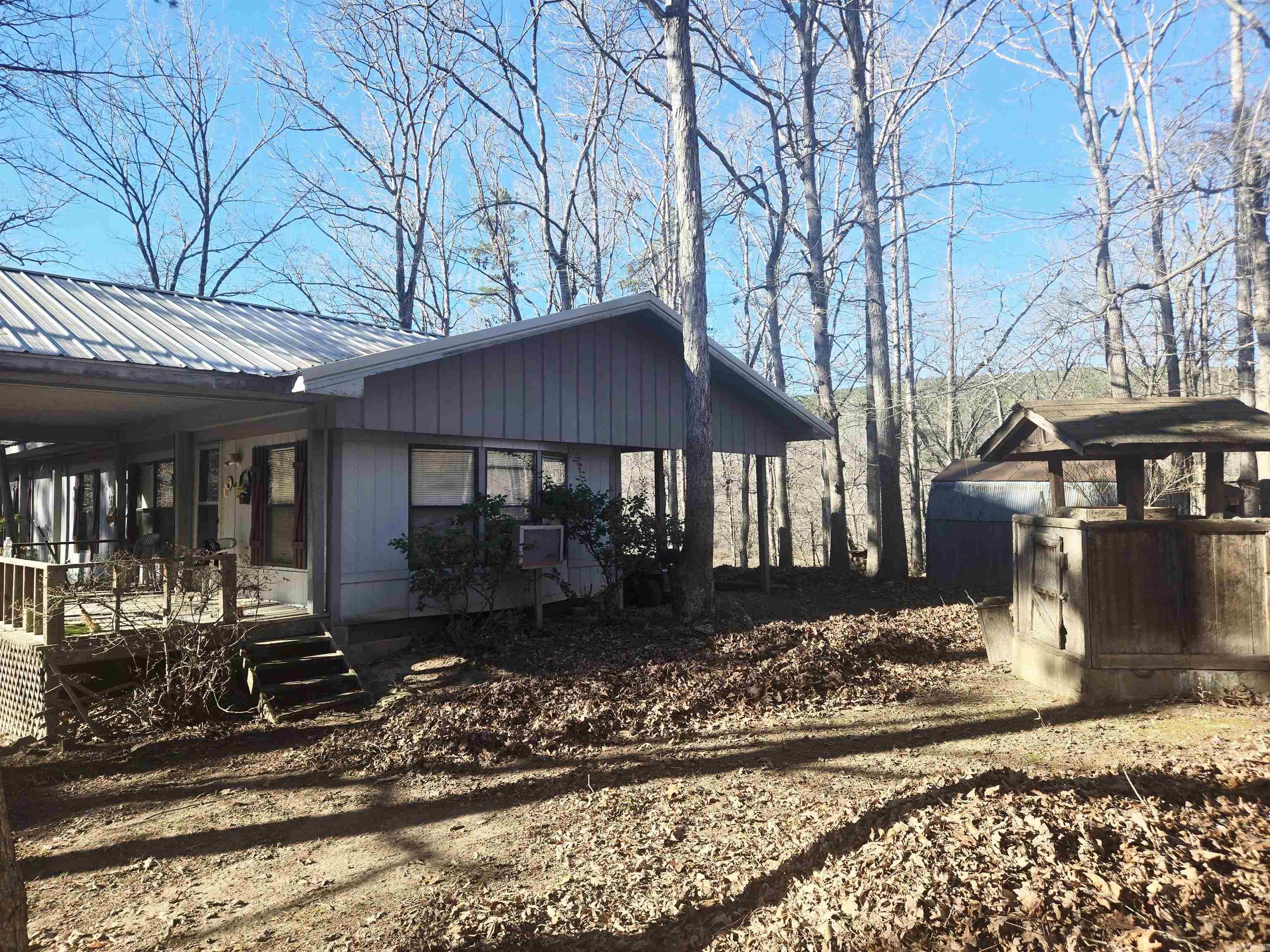 TOMAHAWK VILLAGE - Residential