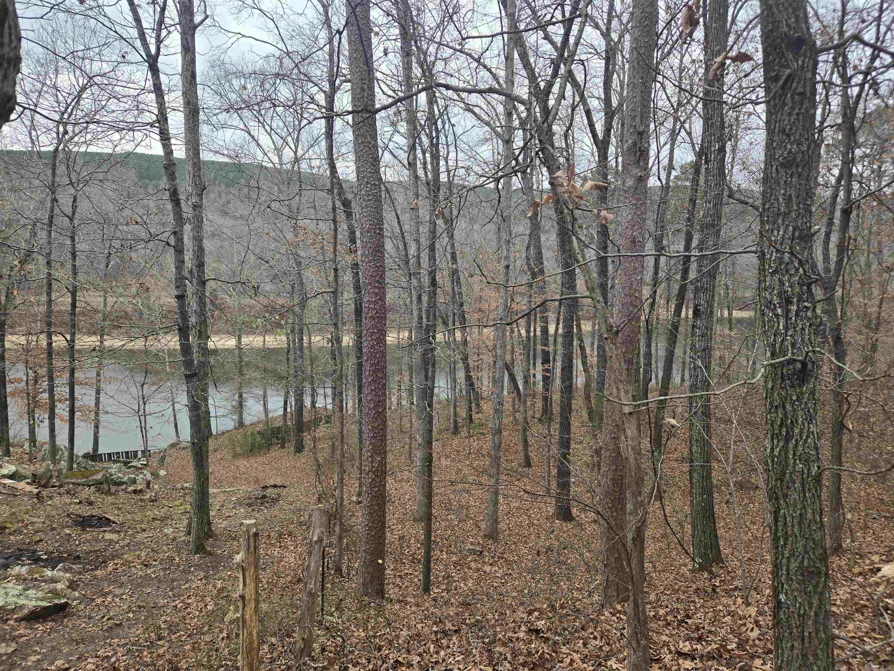 TOMAHAWK VILLAGE - Residential