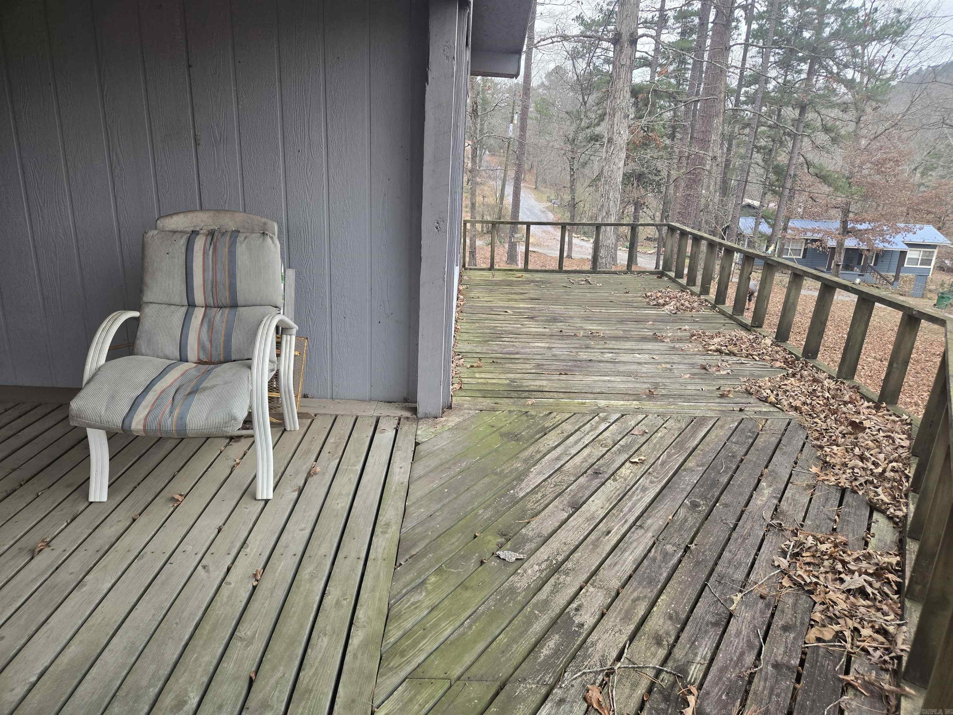 TOMAHAWK VILLAGE - Residential