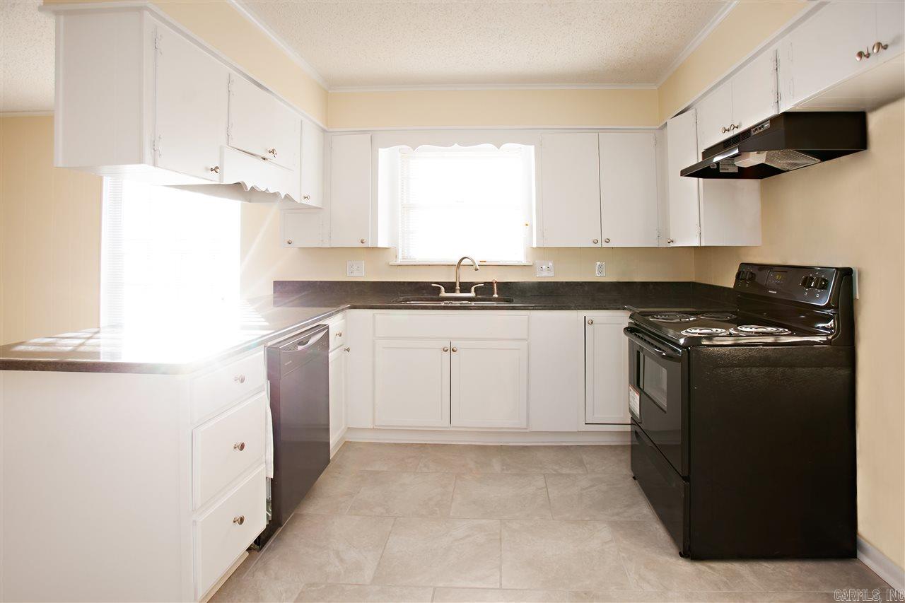 Macarthur Park - Residential Lease