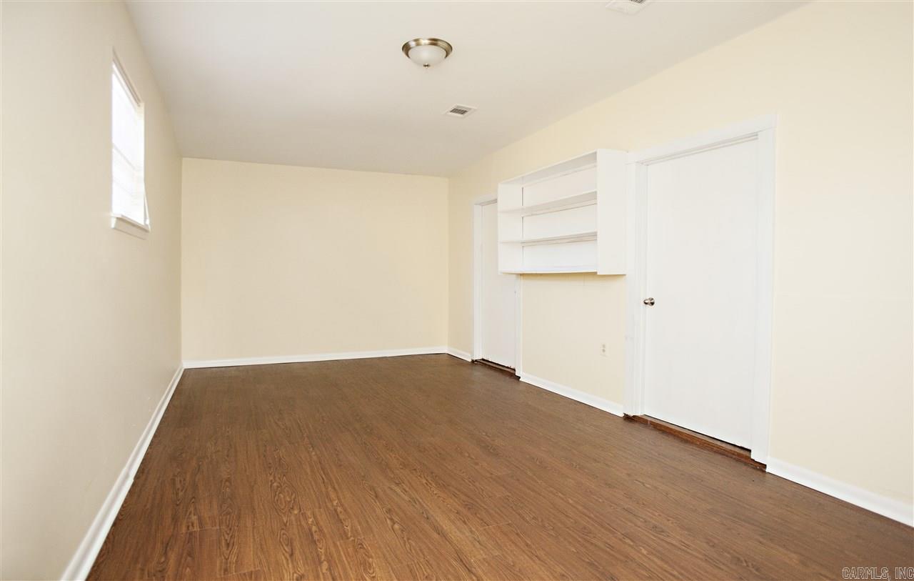 Macarthur Park - Residential Lease