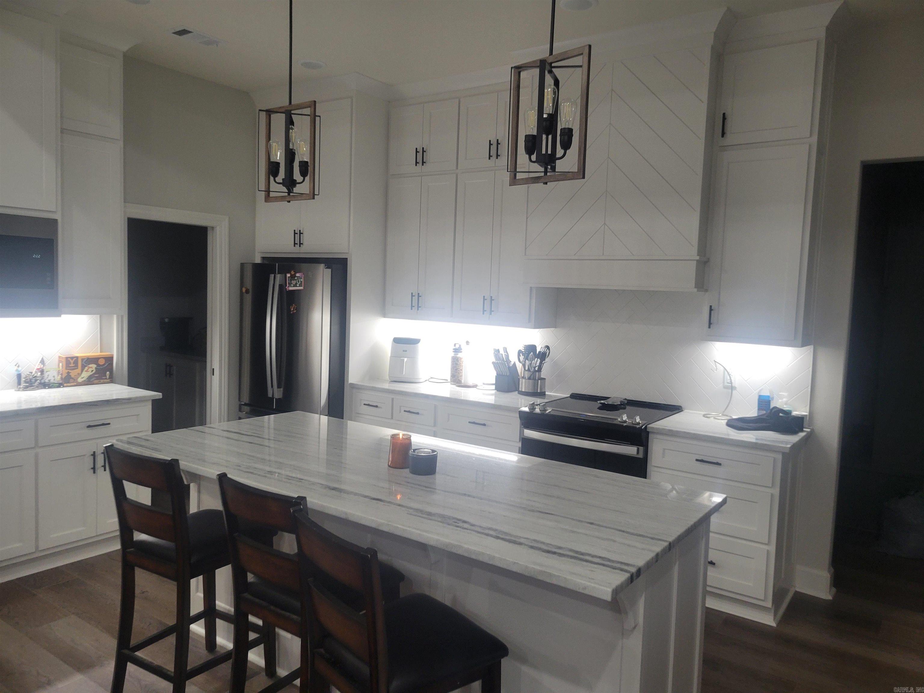 DENALI HEIGHTS - Residential