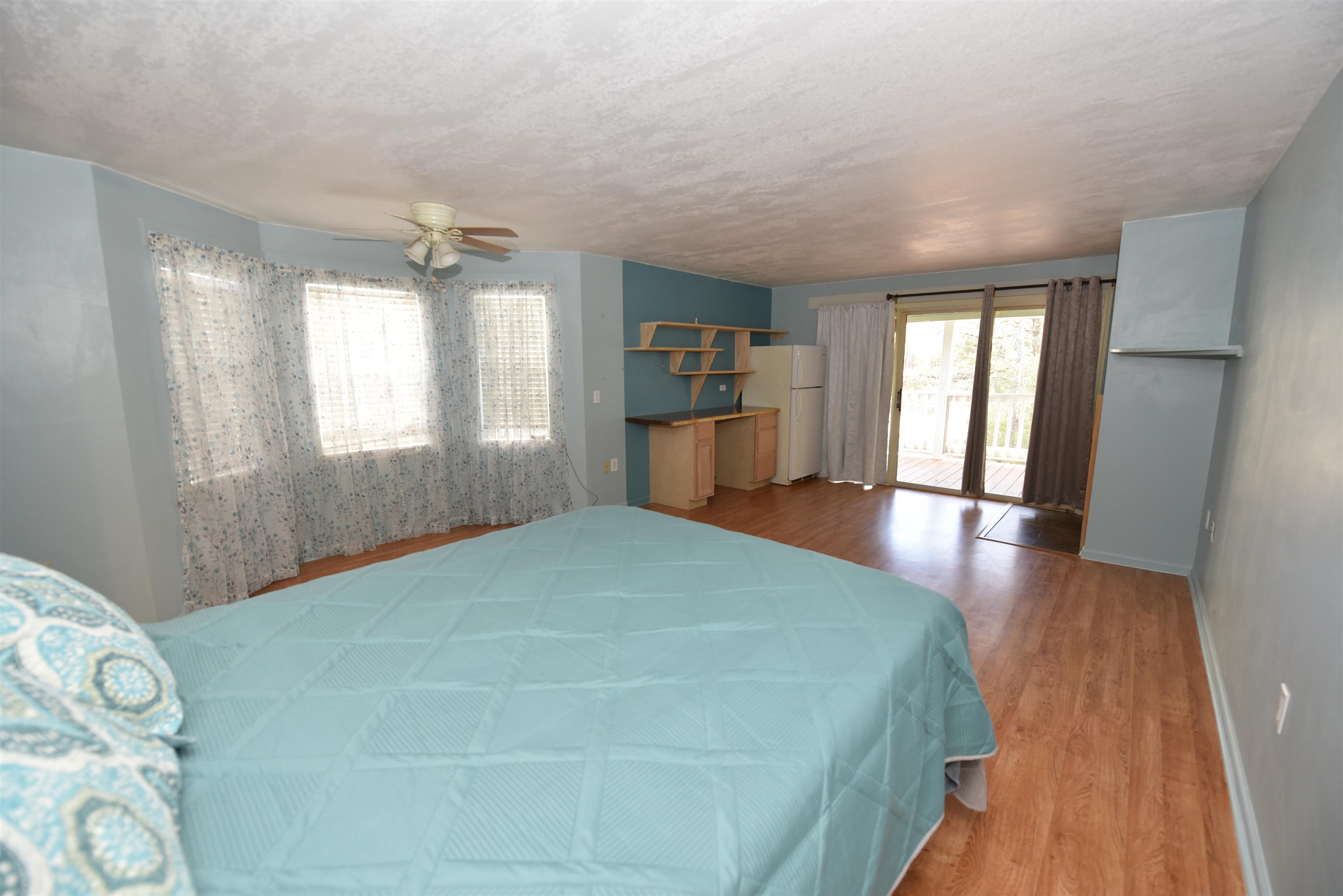SUMMERHILL PLACE CONDOS - Residential
