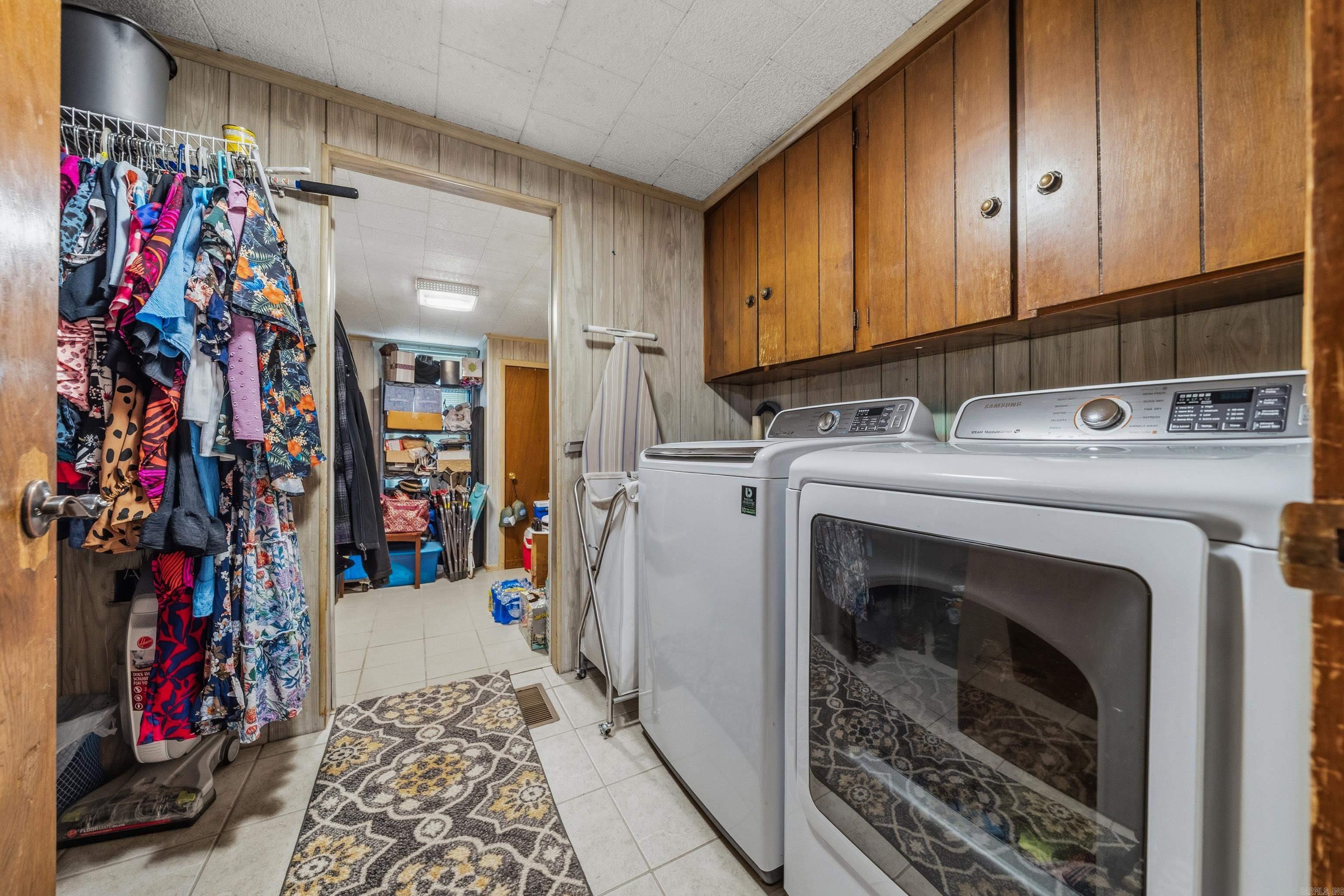 BISMARCK ESTATES - Residential