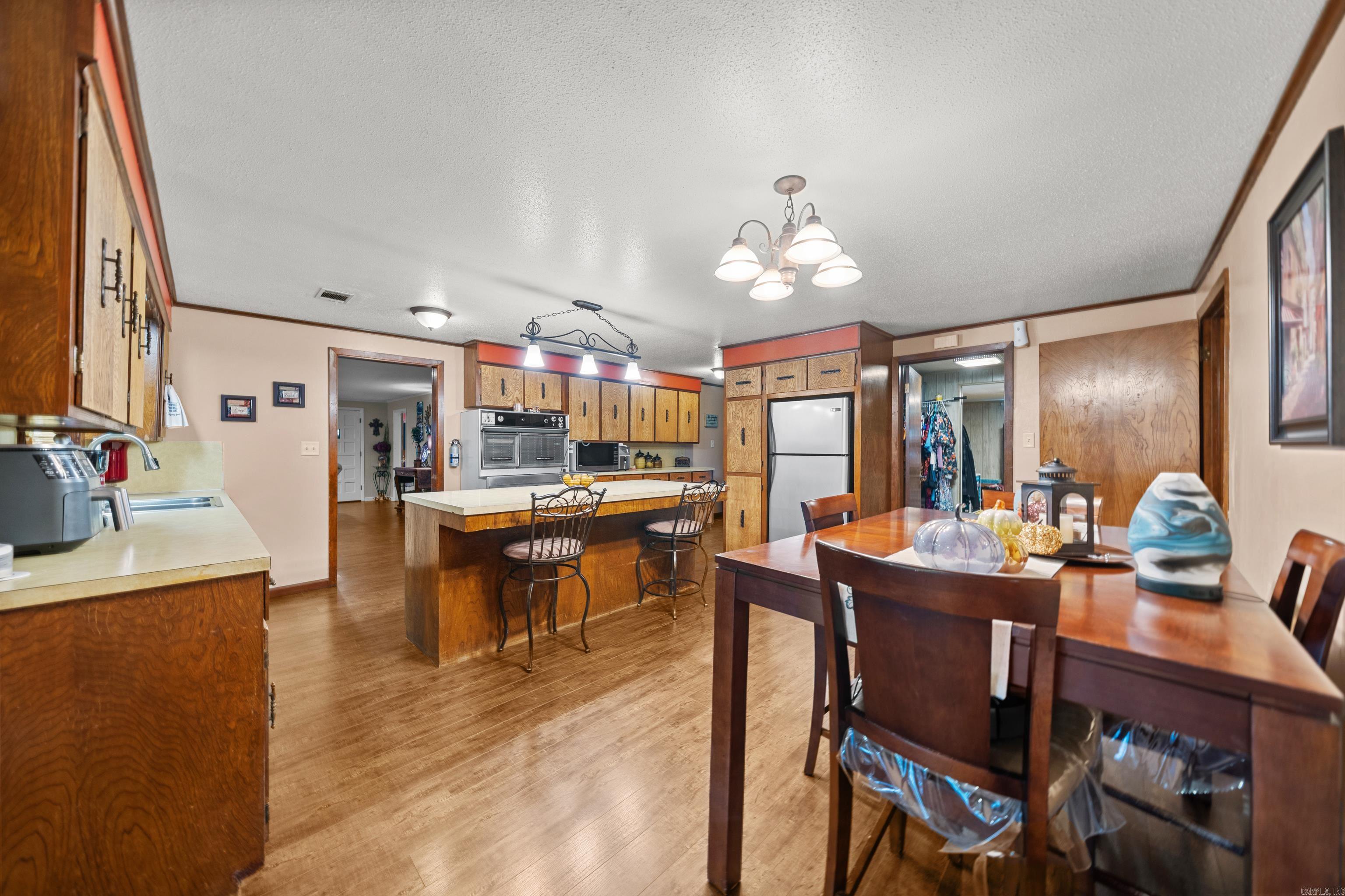 BISMARCK ESTATES - Residential