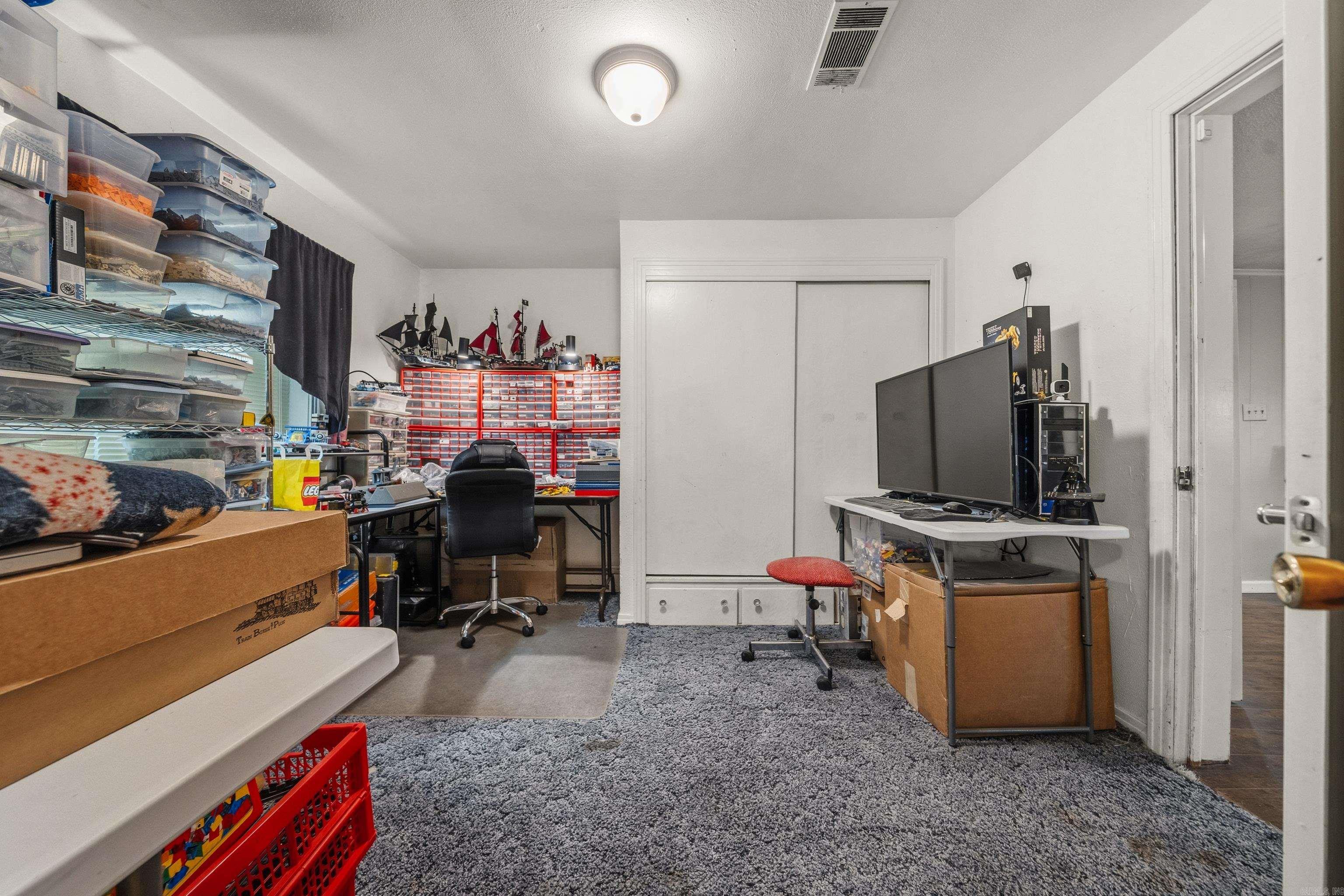 BISMARCK ESTATES - Residential