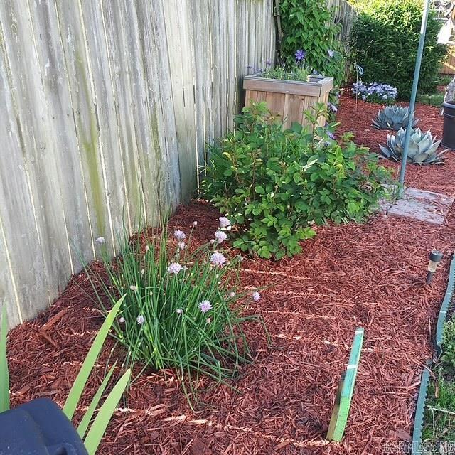 COKER HAMPTON - Residential