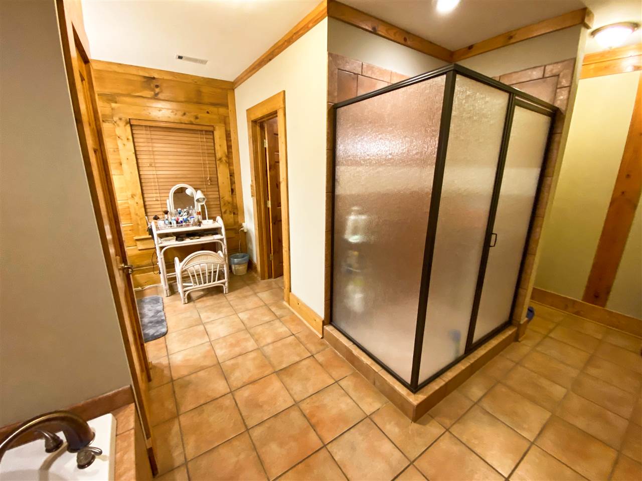 EAST SHORES AT TANNENBAUM - Residential