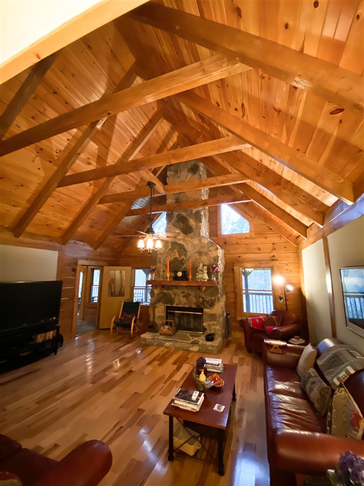 EAST SHORES AT TANNENBAUM - Residential