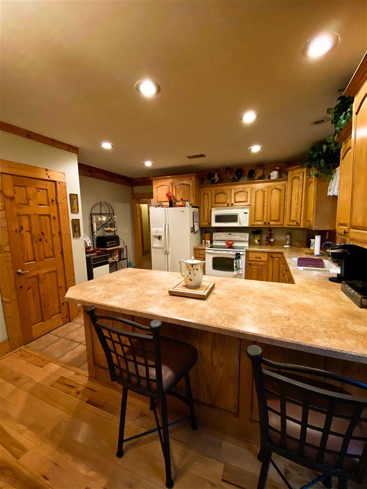 EAST SHORES AT TANNENBAUM - Residential