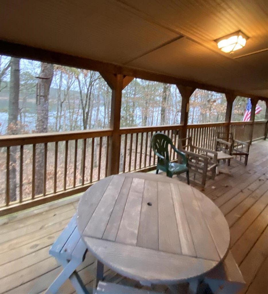 EAST SHORES AT TANNENBAUM - Residential