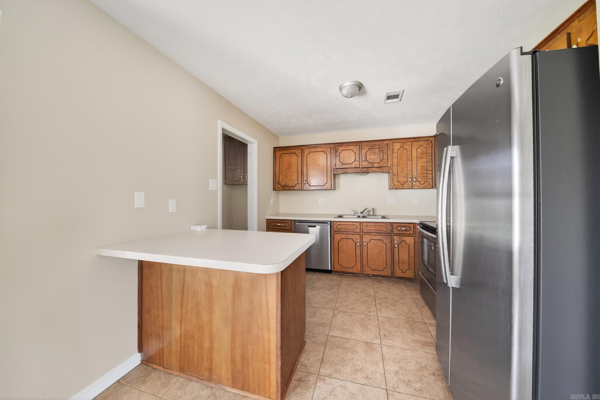 Sun Terrace Estates II - Residential Lease