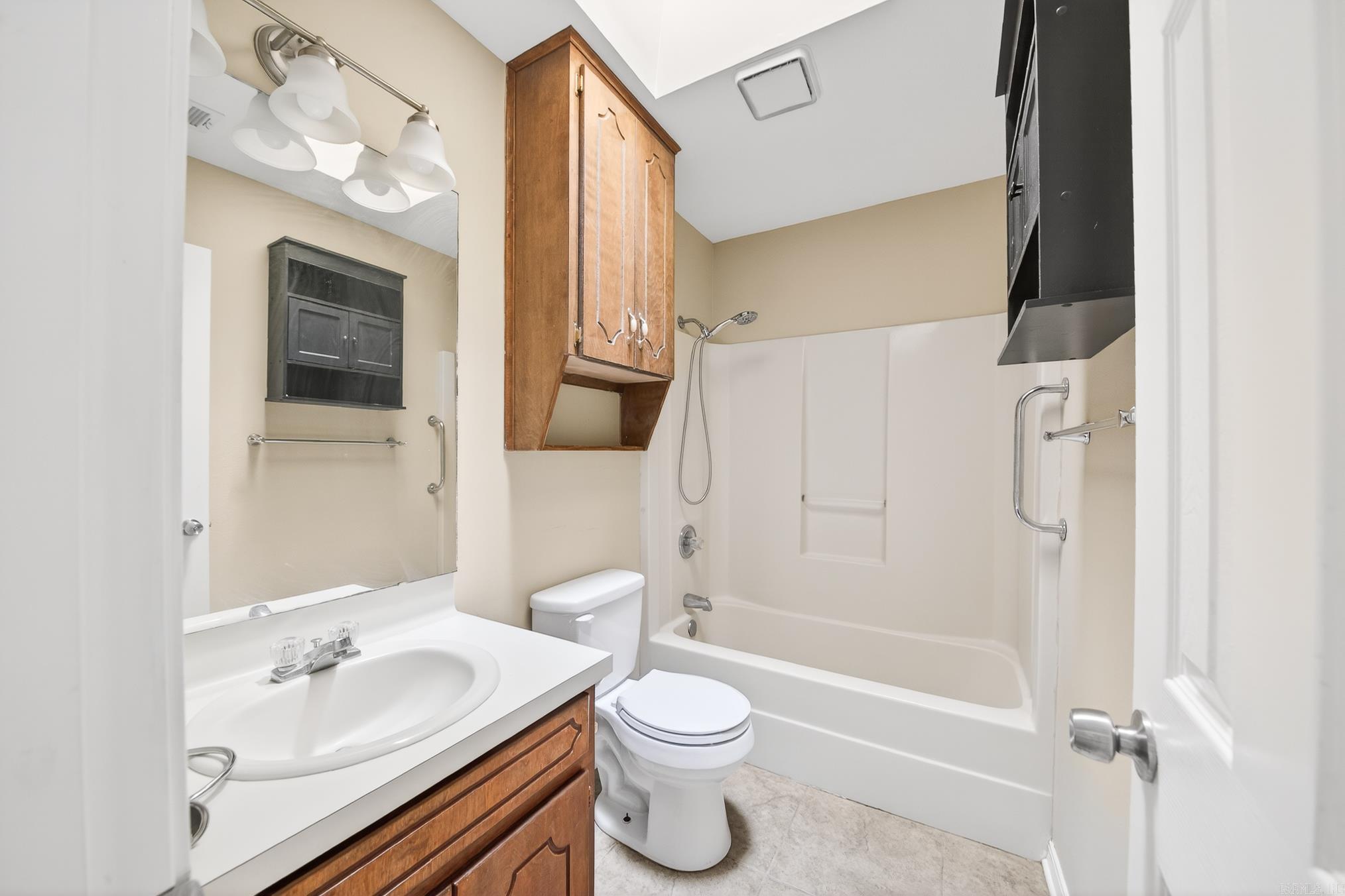 Sun Terrace Estates II - Residential Lease