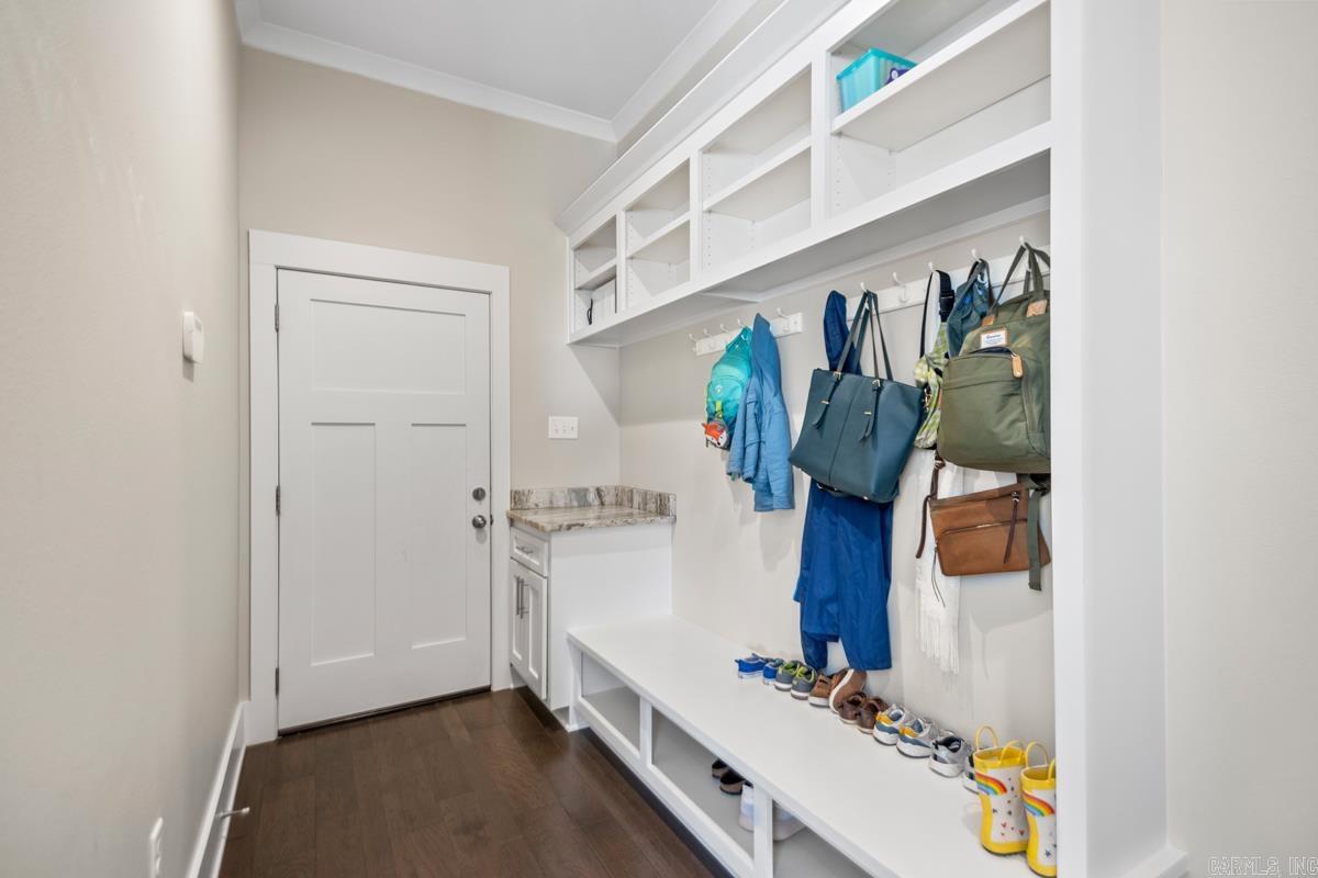 WINTERBROOK - Residential