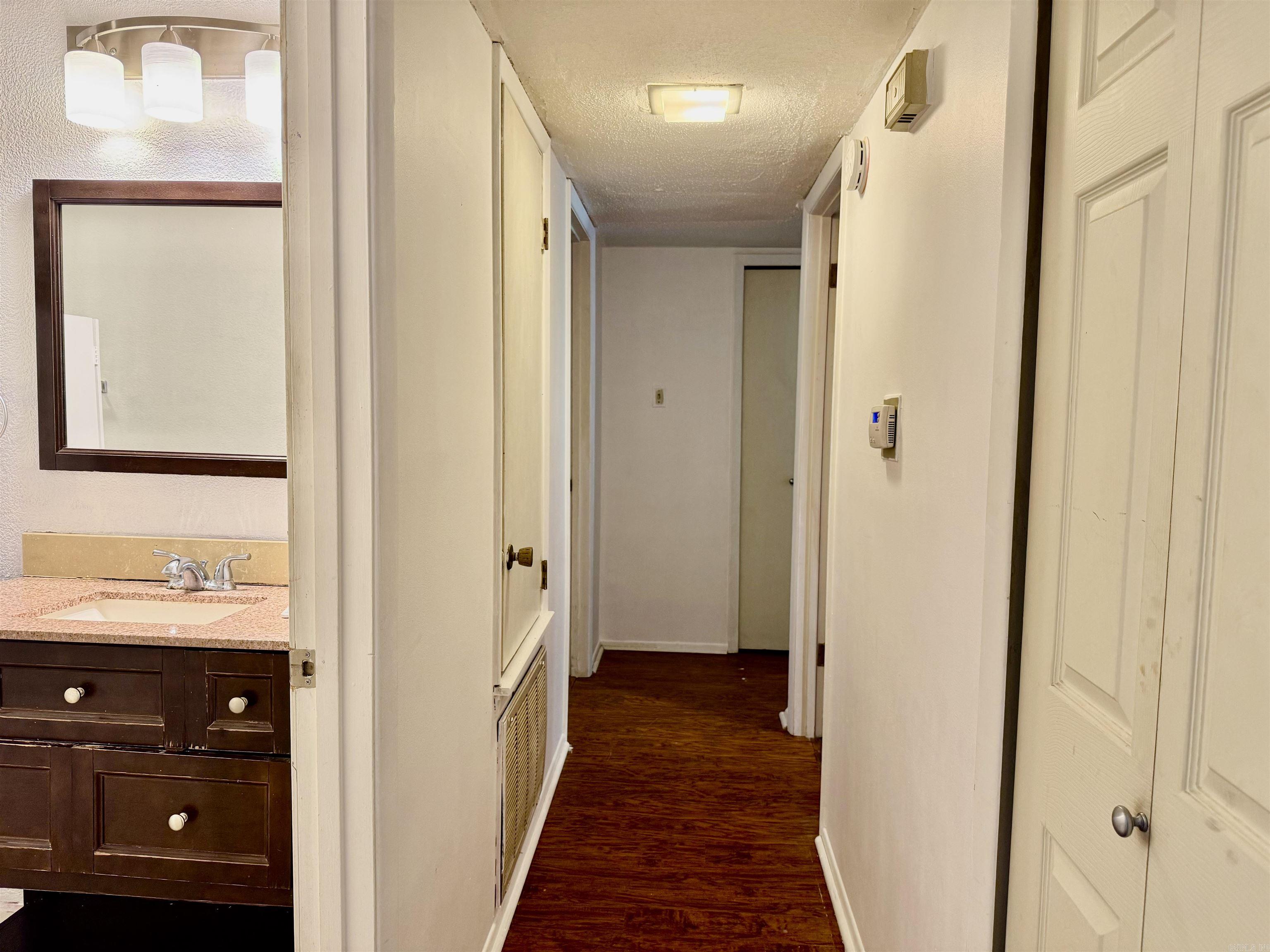 MEADOWLARK - Residential