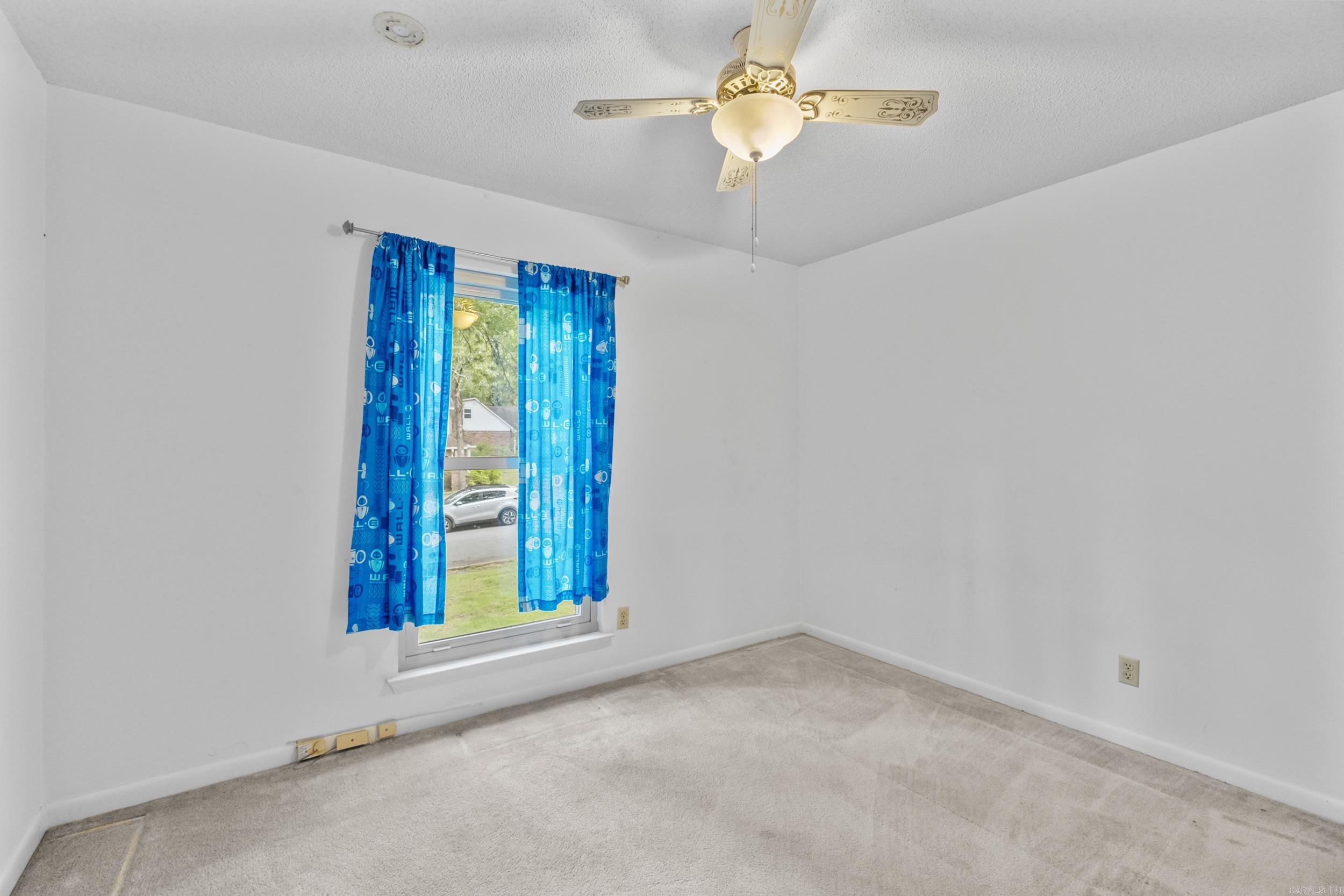 INDIAN HILLS - Residential