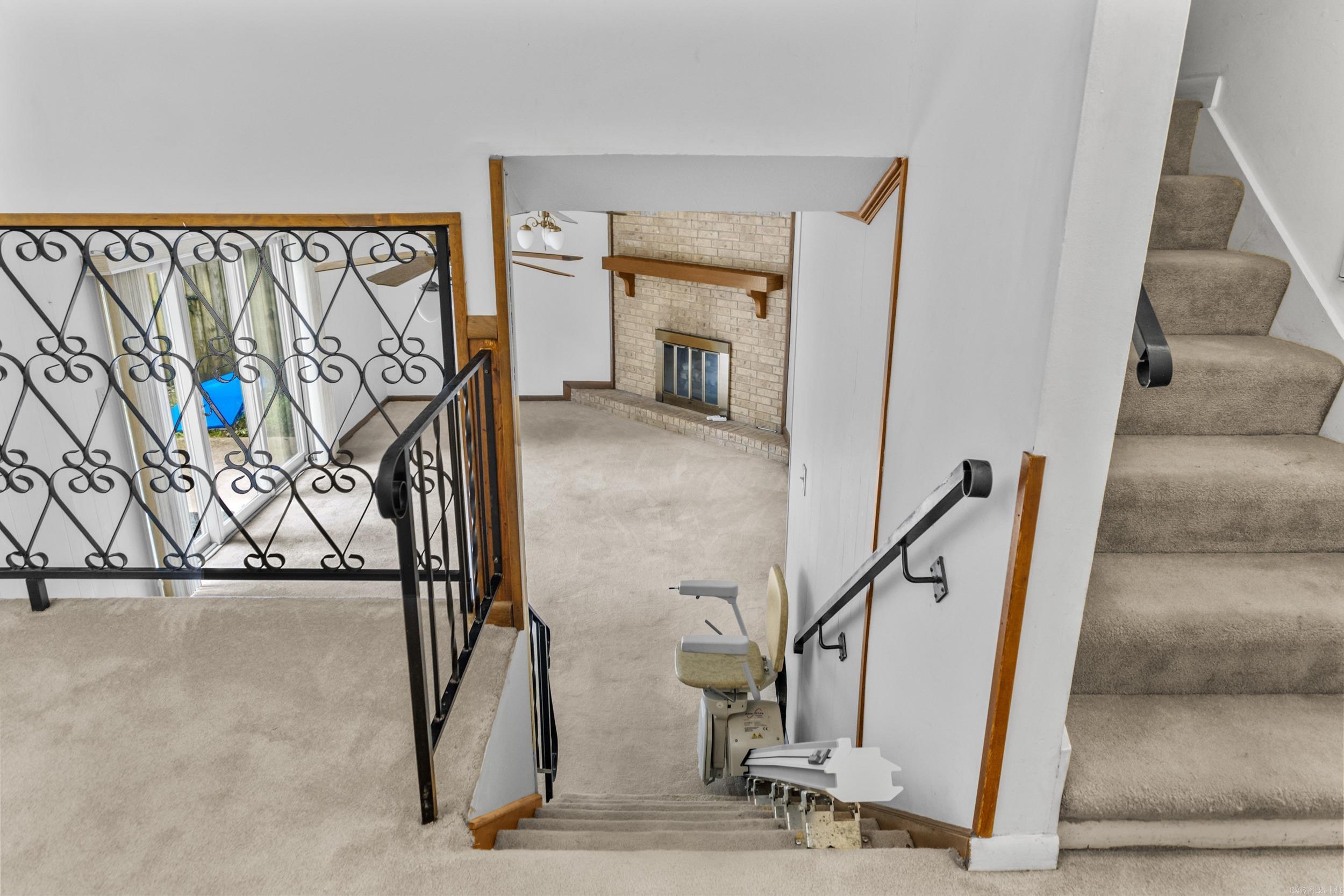 INDIAN HILLS - Residential