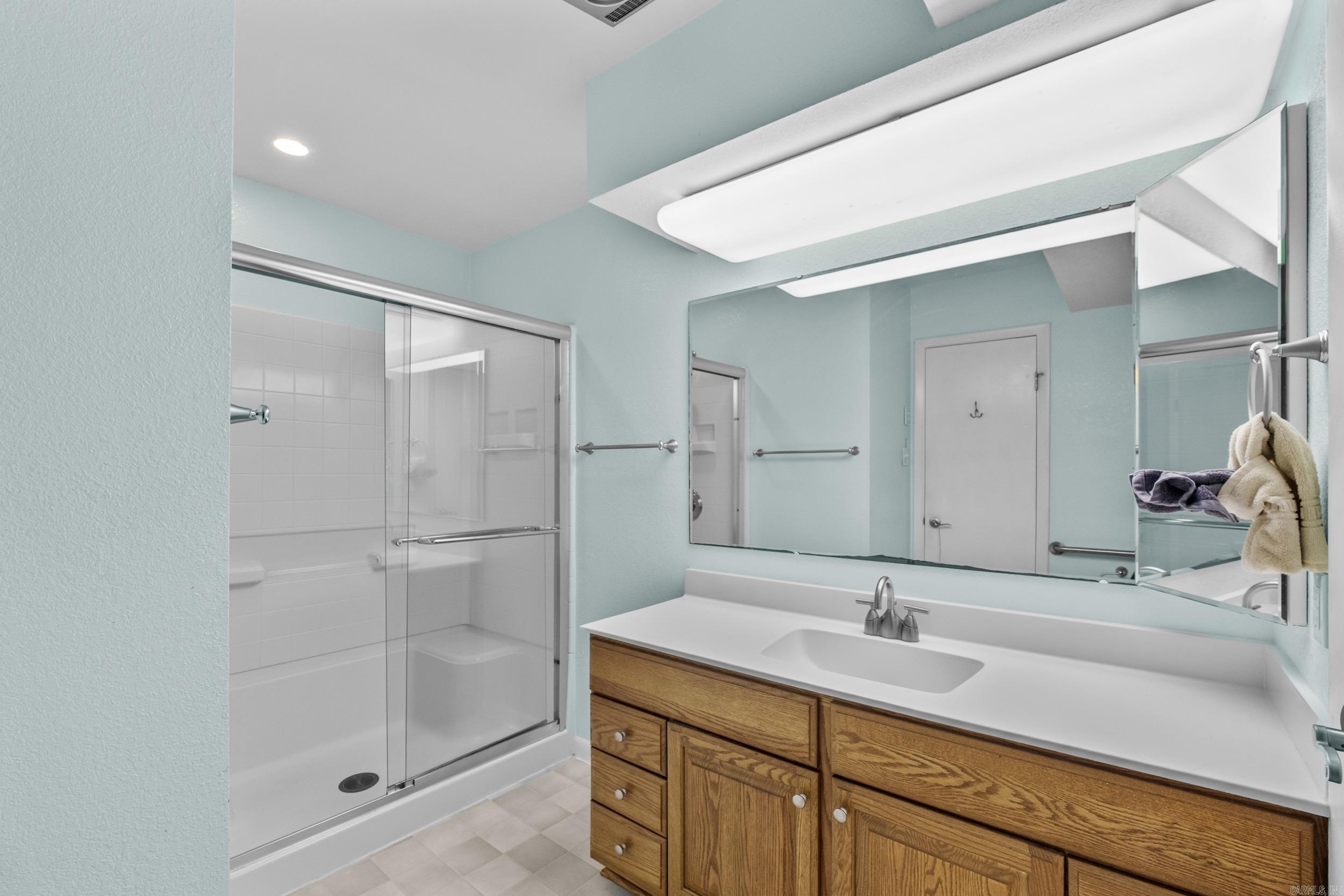 INDIAN HILLS - Residential