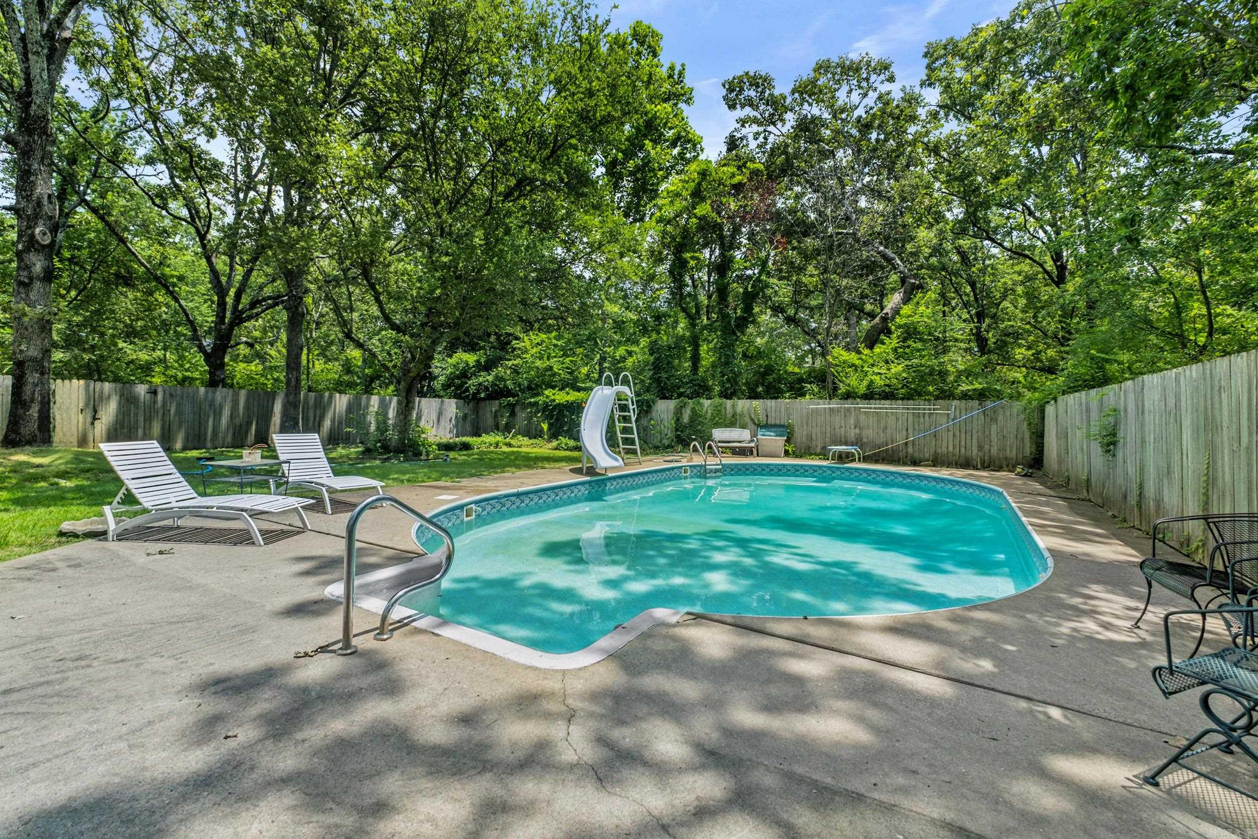 INDIAN HILLS - Residential