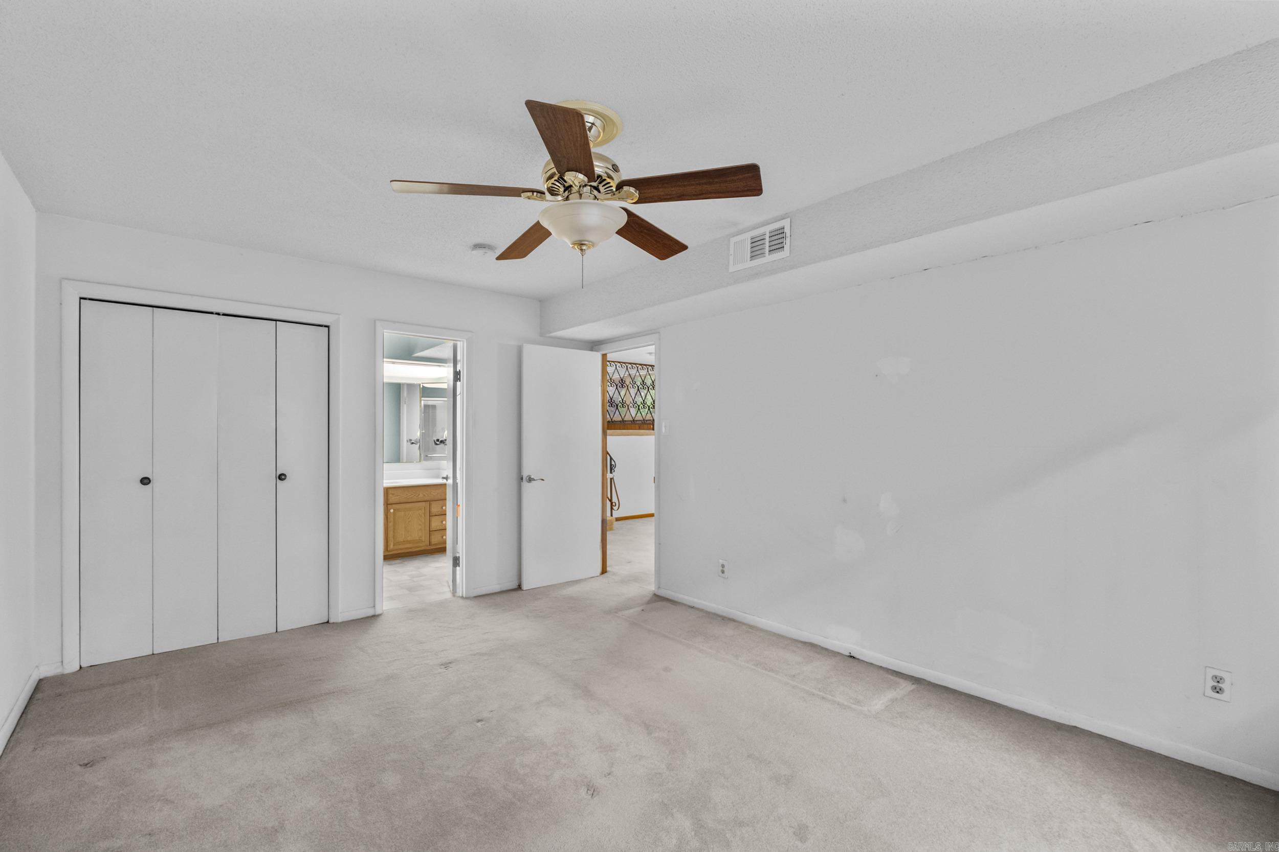 INDIAN HILLS - Residential