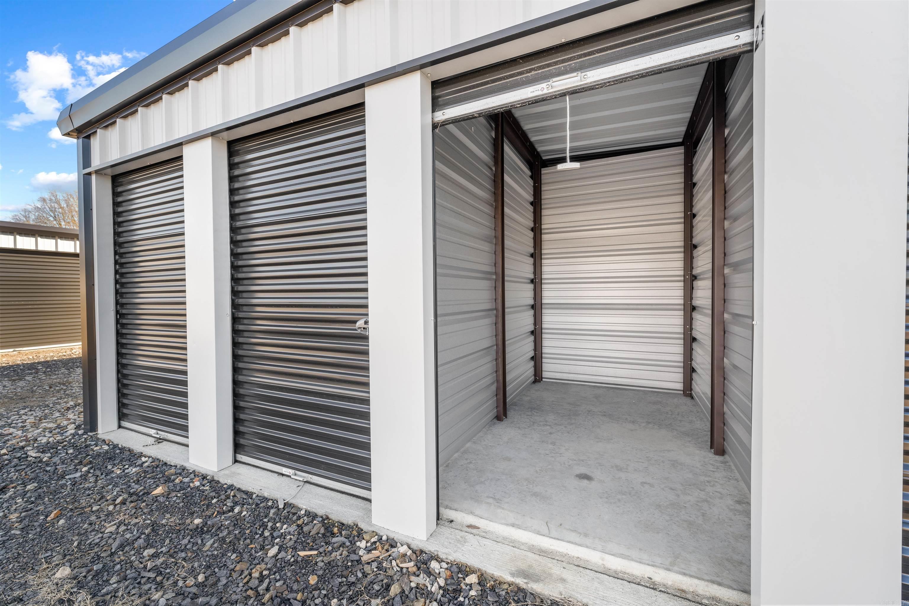 Cedar Acres - Commercial Sale