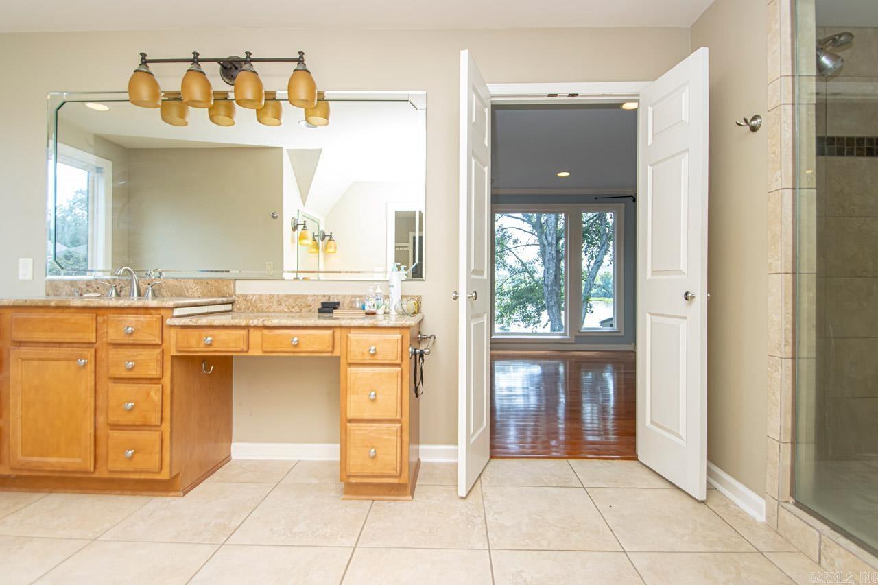 PALISADES HEIGHTS - Residential