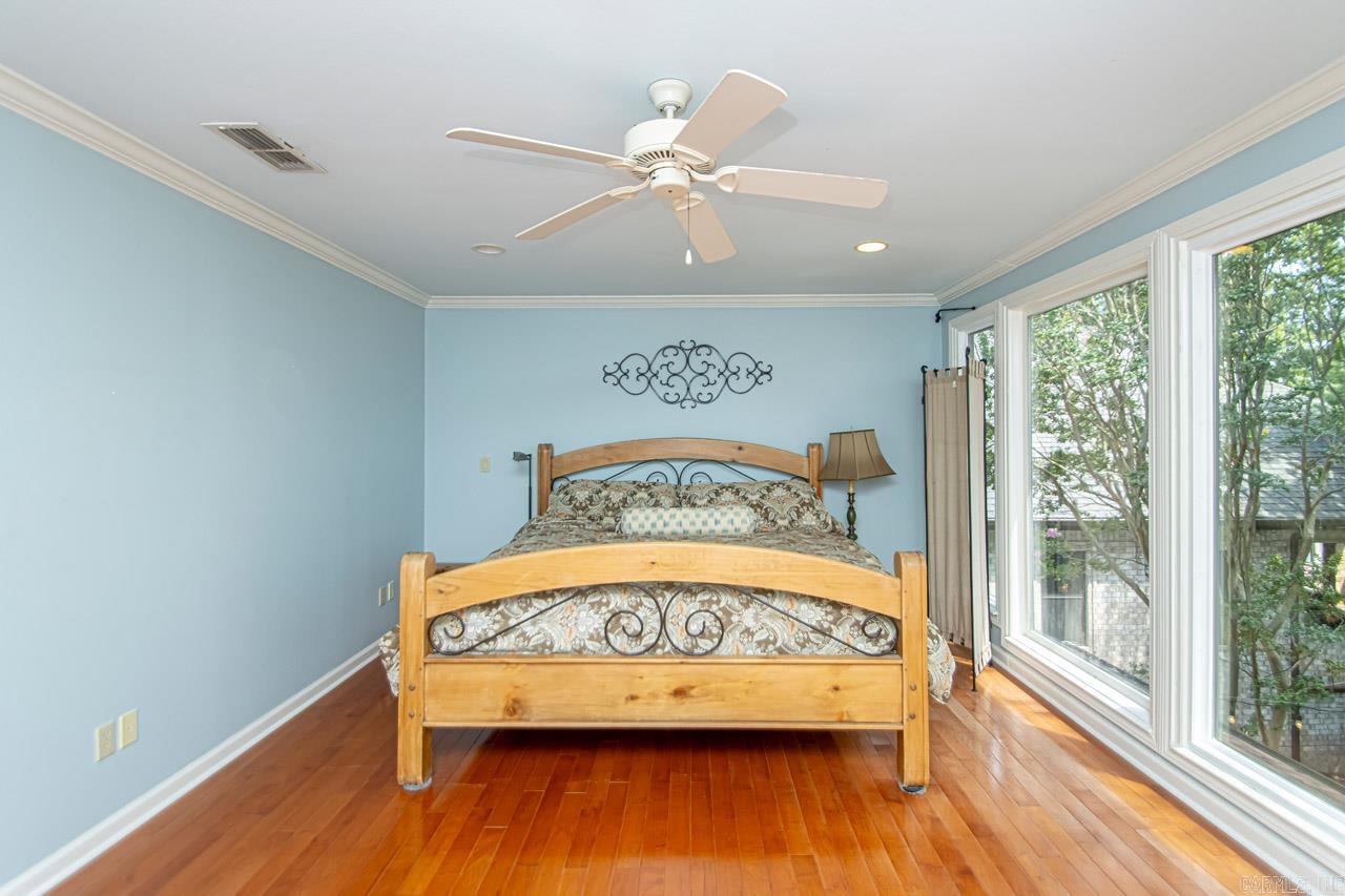 PALISADES HEIGHTS - Residential