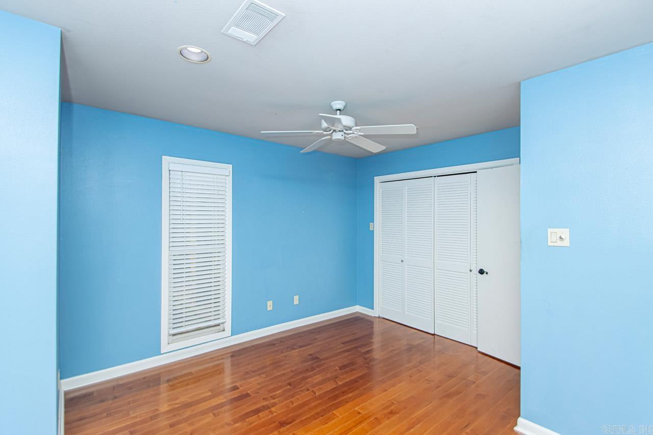 PALISADES HEIGHTS - Residential