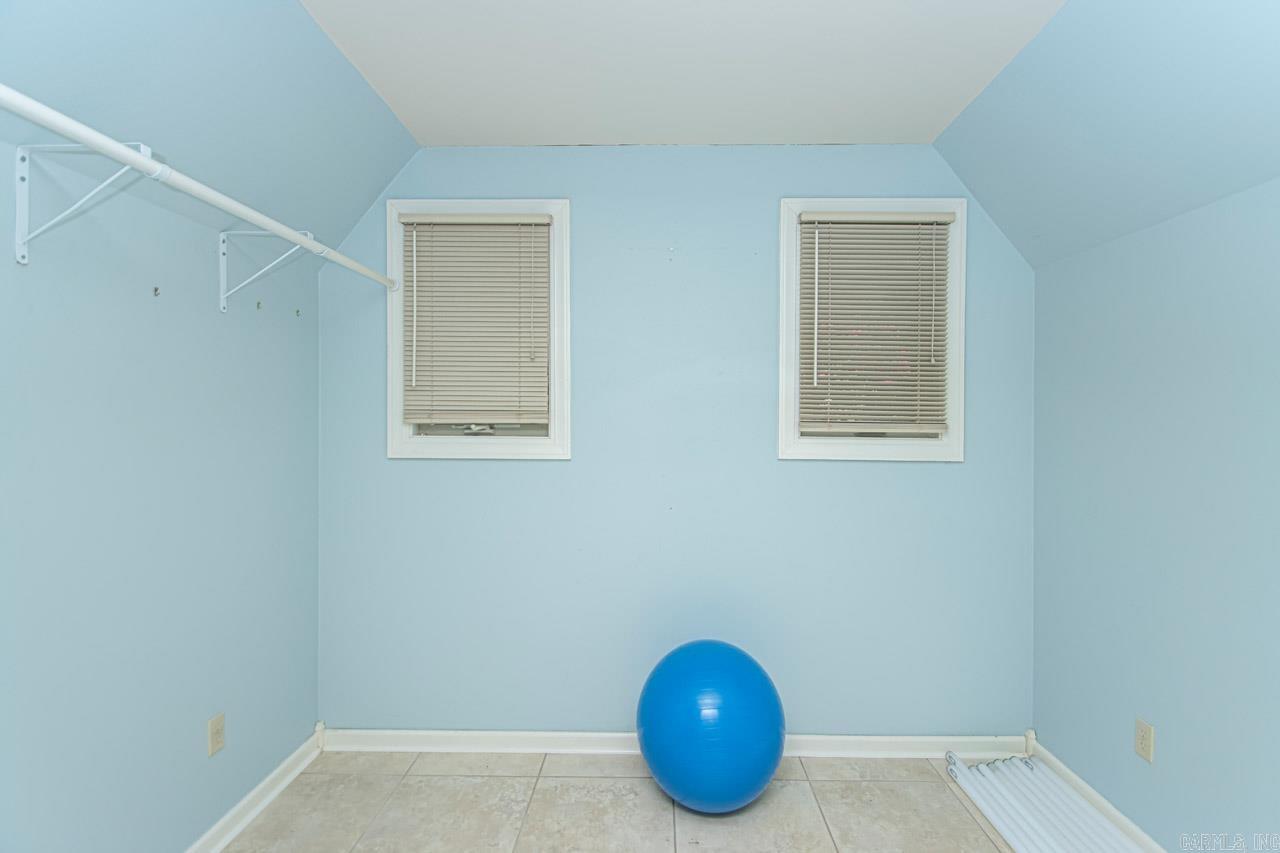 PALISADES HEIGHTS - Residential