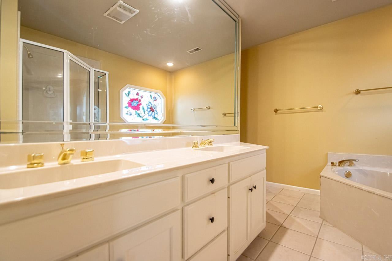 PALISADES HEIGHTS - Residential