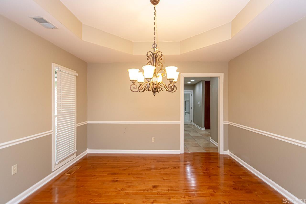 PALISADES HEIGHTS - Residential