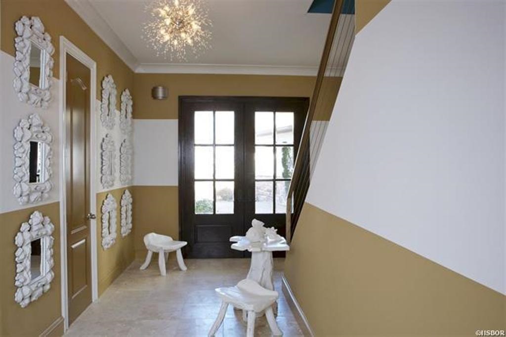 Townhouses at Port Auprin - Residential