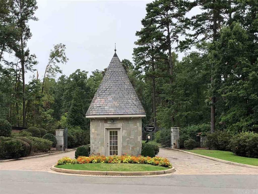 CHENAL VALLEY VARENNES COURT - Land