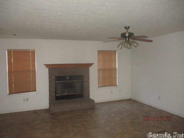 BOMBER BASE - Residential