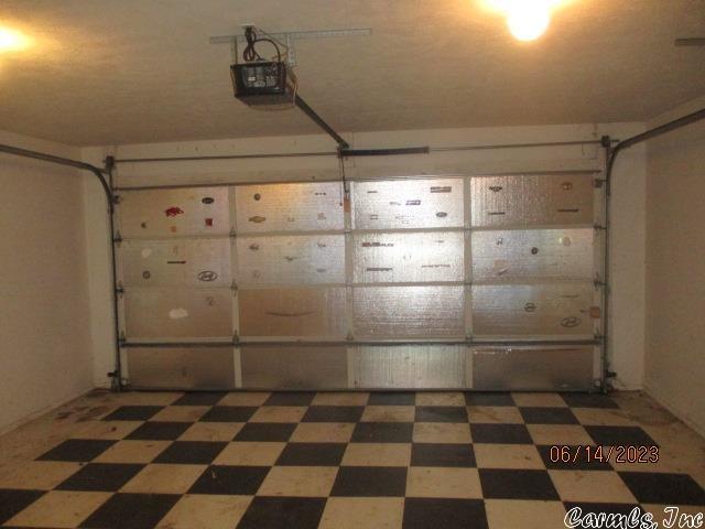 BOMBER BASE - Residential