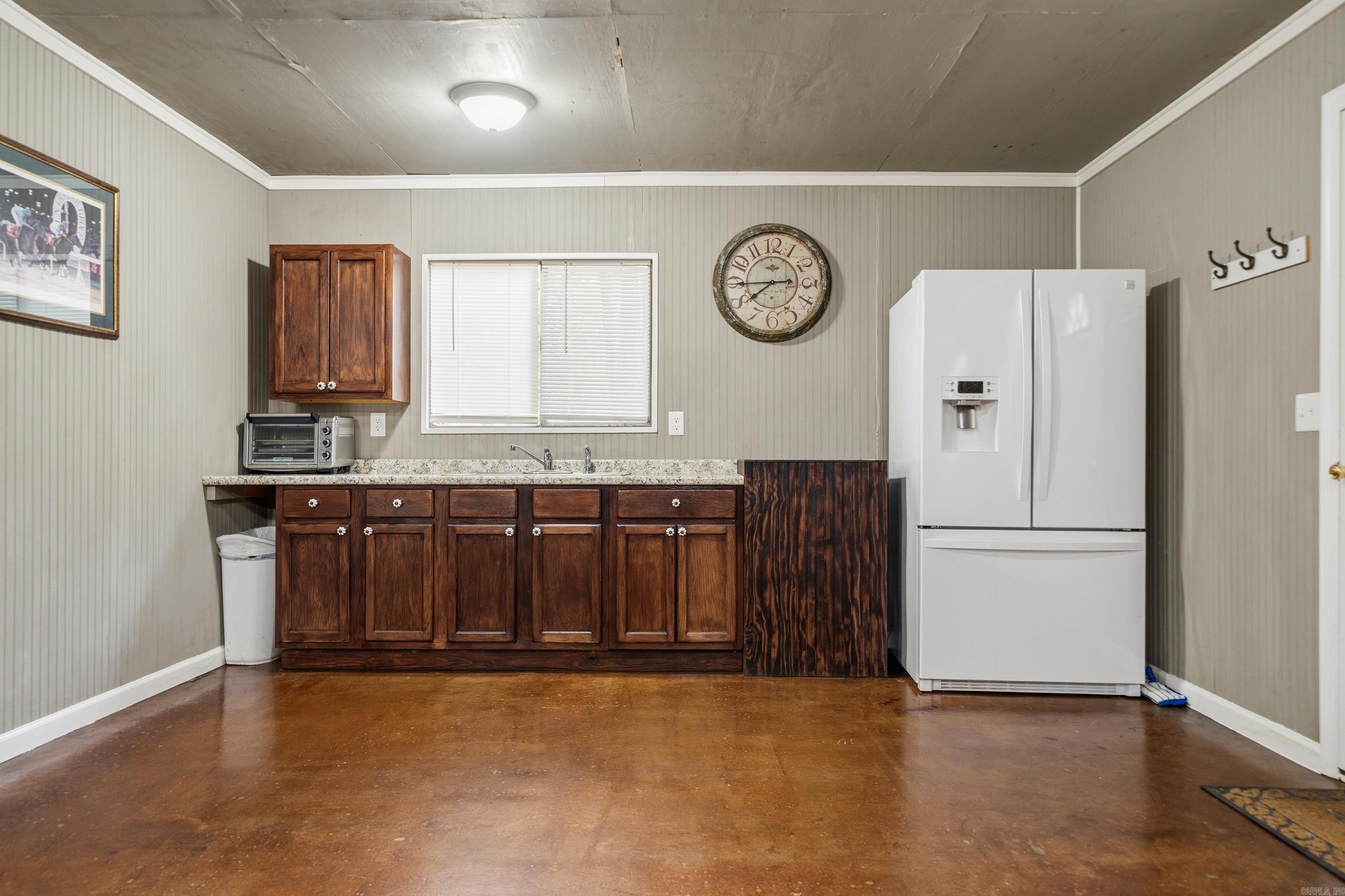 CHARMING HEIGHTS - Residential