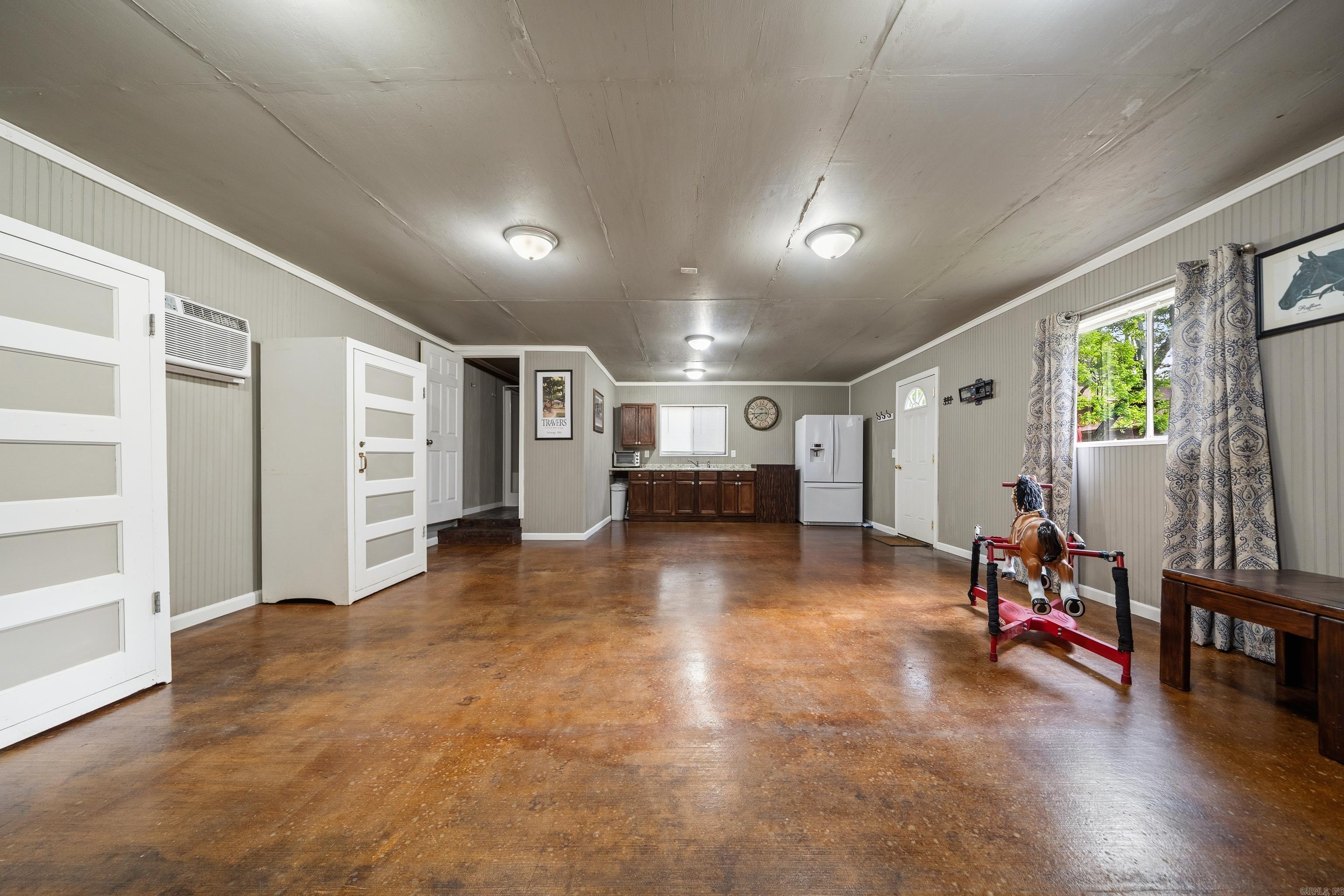 CHARMING HEIGHTS - Residential