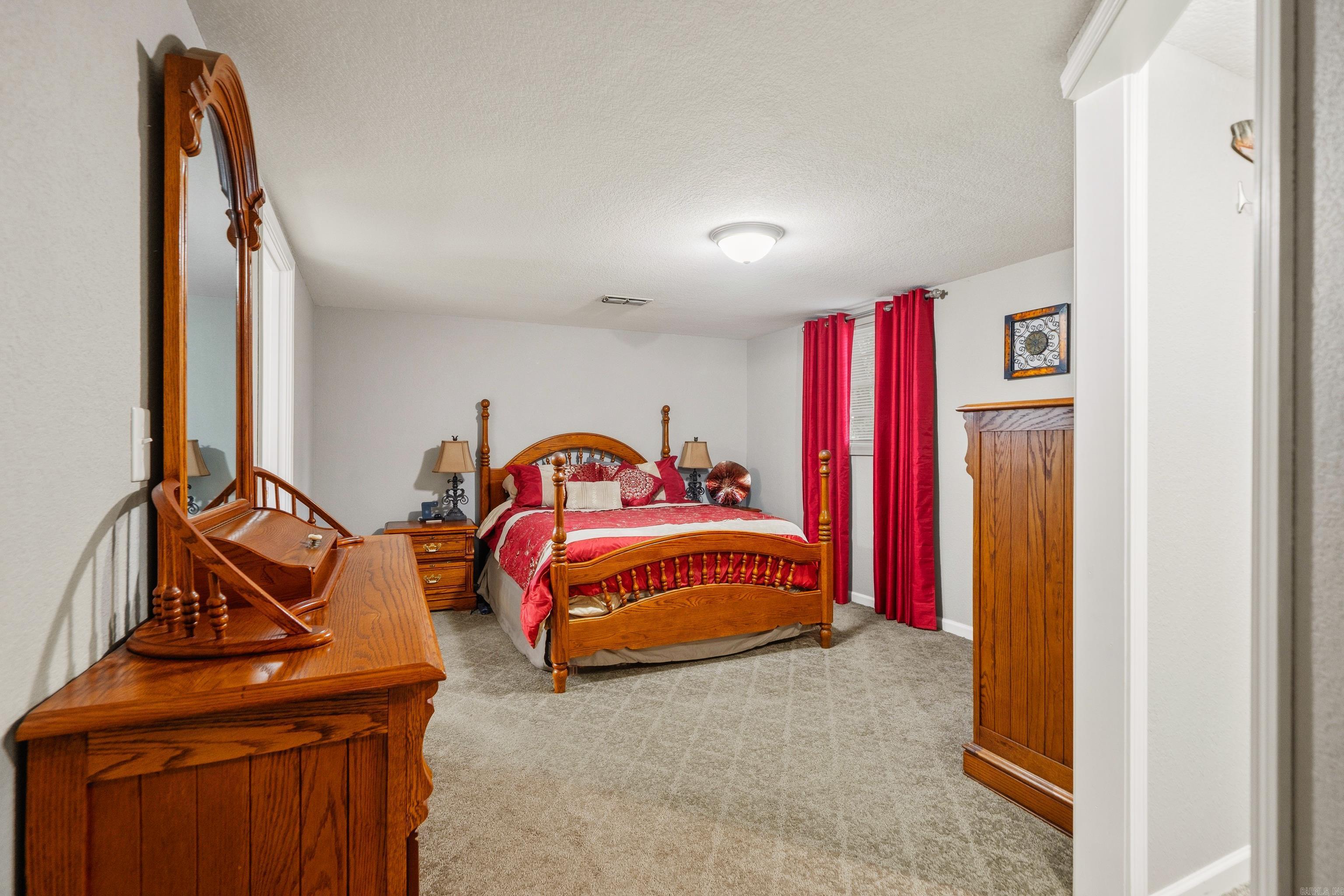 CHARMING HEIGHTS - Residential