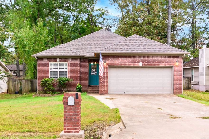 Back on Market! BUYER's financing fell through. -Come see this adorable 3 bedroom home in the heart of Sherwood. Spacious bedrooms and living space with an excellent layout. Large master bedroom offers huge walk in closet with a cedar ceiling. Tray ceilings, arched doorways, and 9 foot ceilings throughout make this beautiful home stand out. Fully fenced back yard, porch and shed are perfect for your weekend fun and projects. Close proximity to Sherwood parks and LRAFB. Come see your new home!