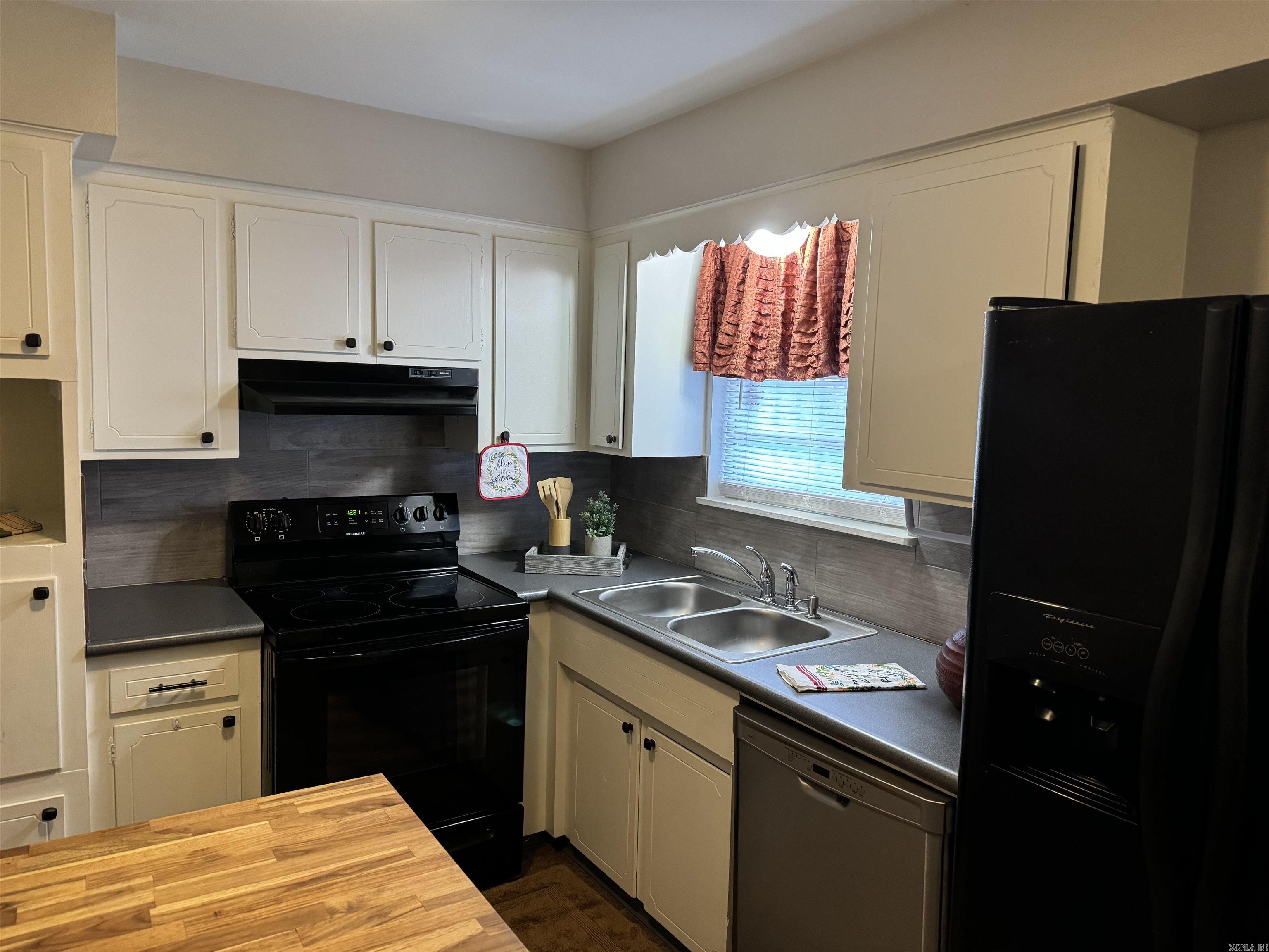 Cunninghams Rep - Residential