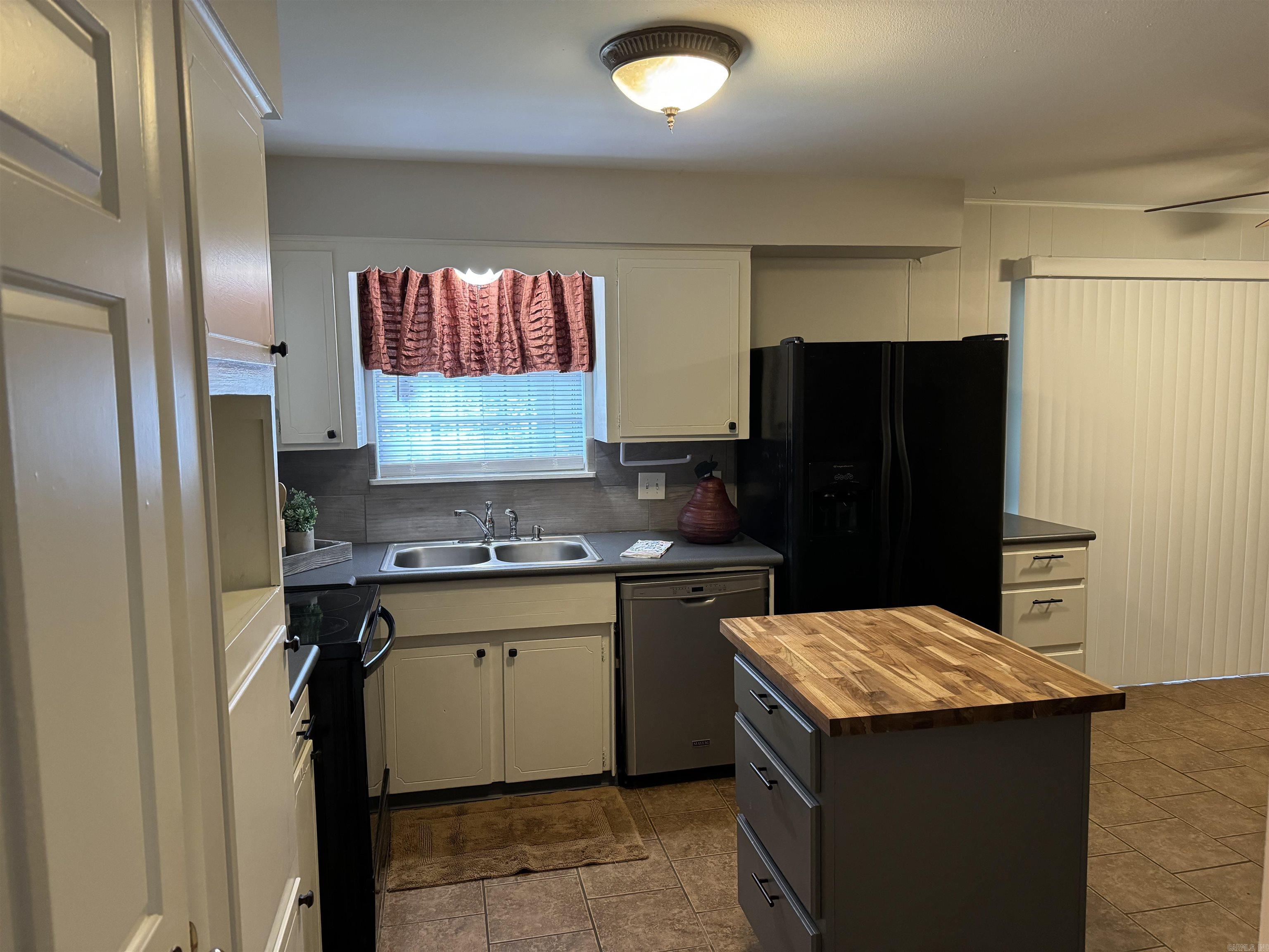 Cunninghams Rep - Residential