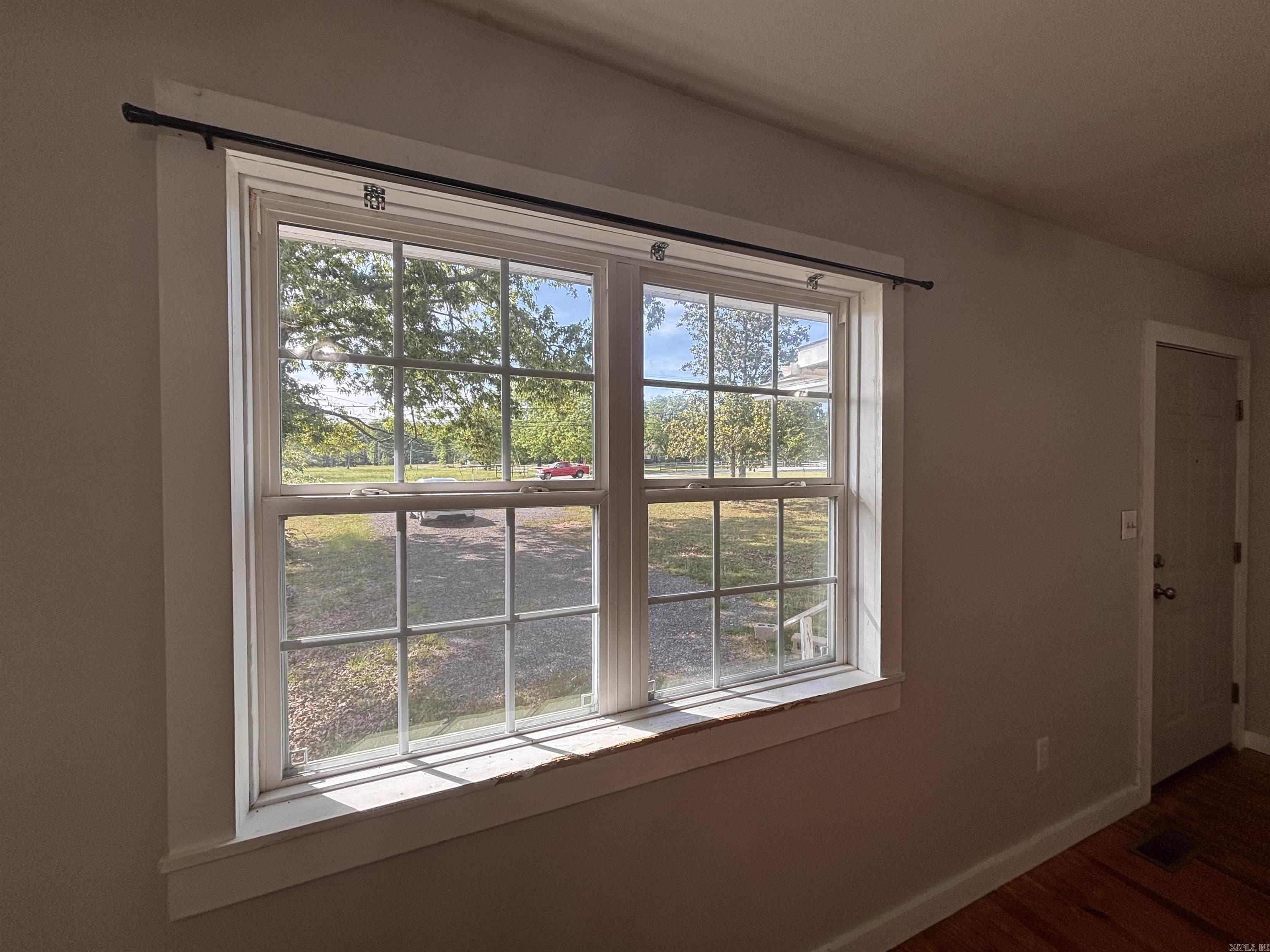 UNPLATTED ACREAGE - Residential