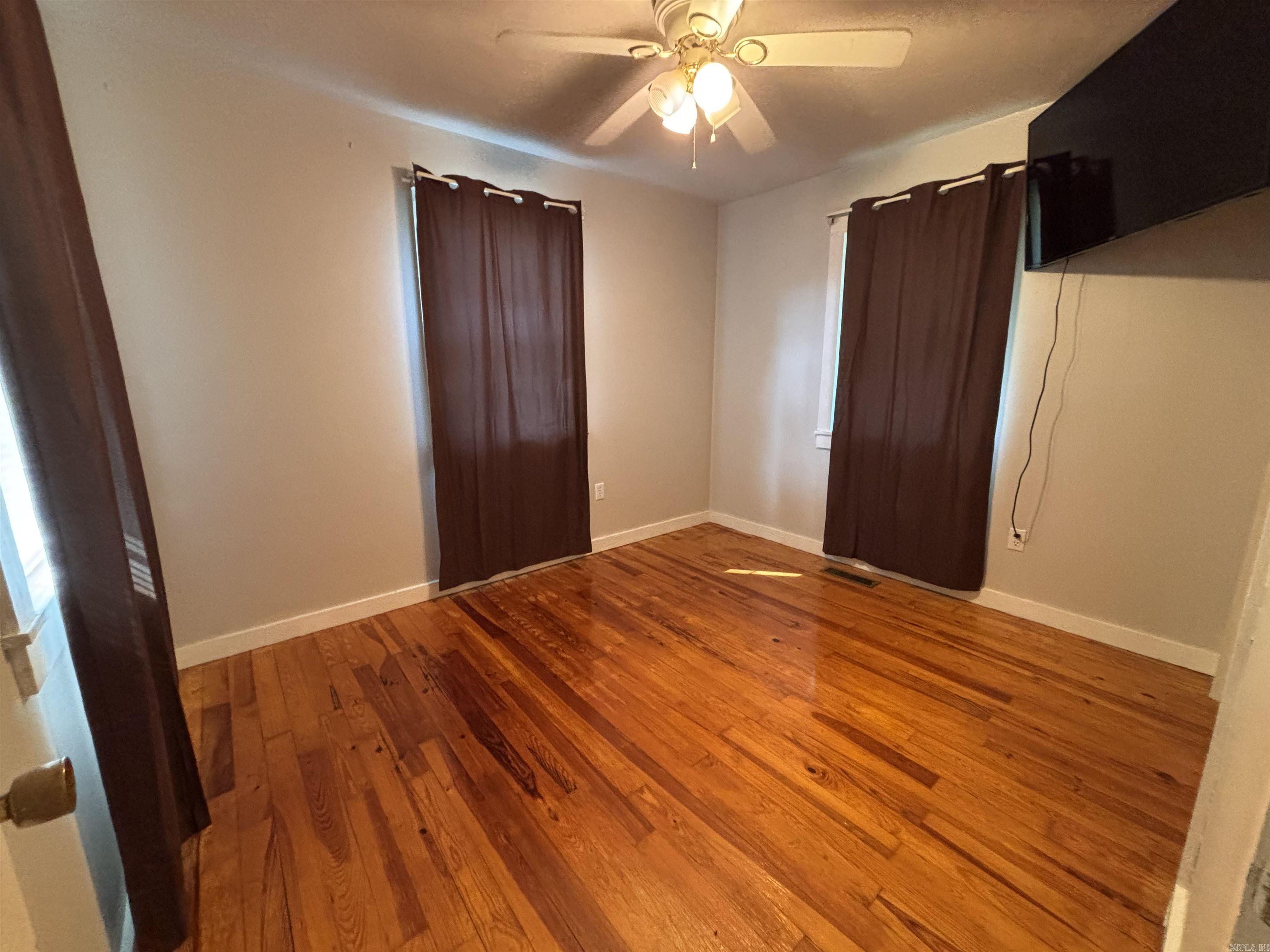 UNPLATTED ACREAGE - Residential