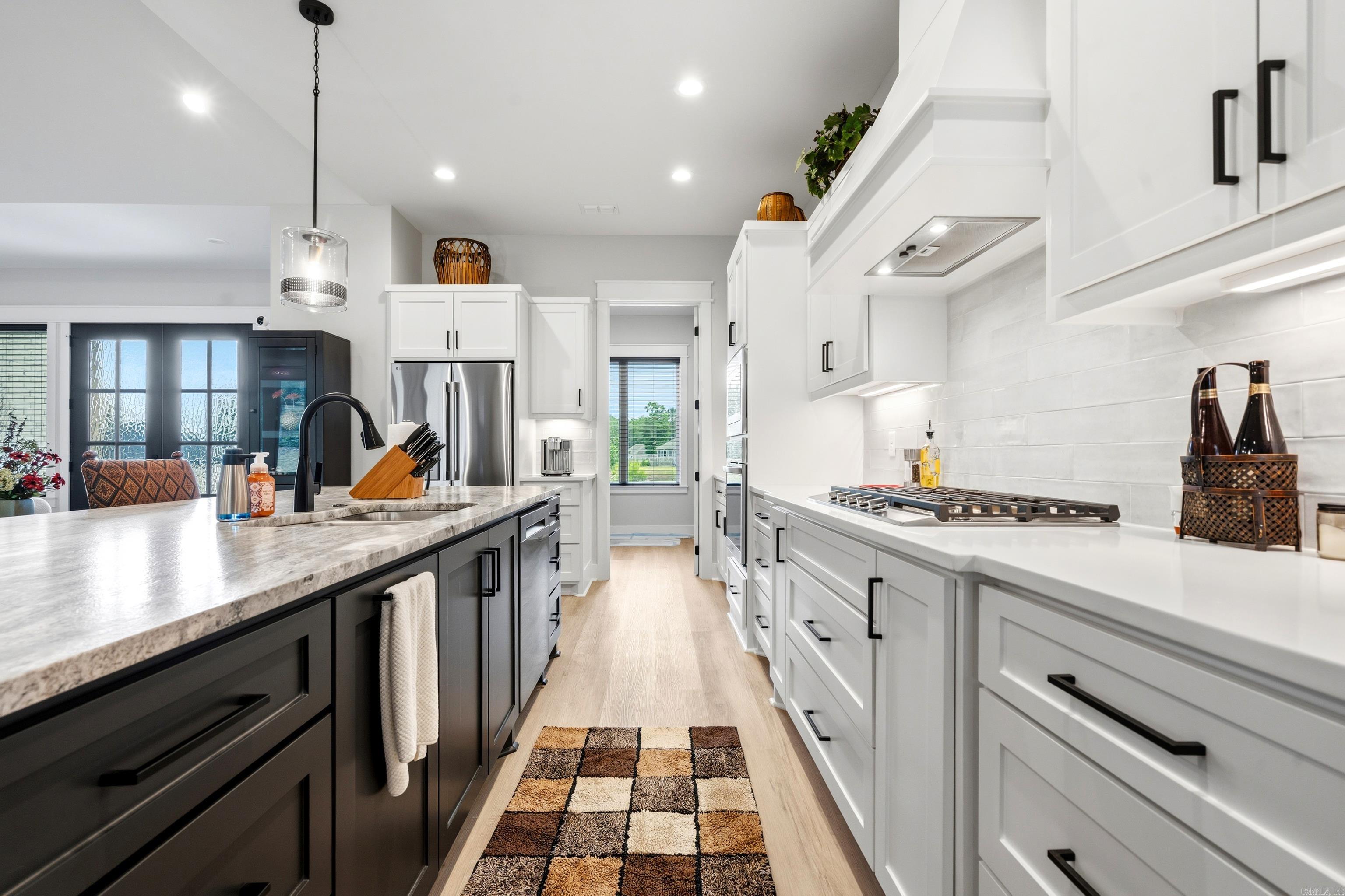 Crossroad - Residential