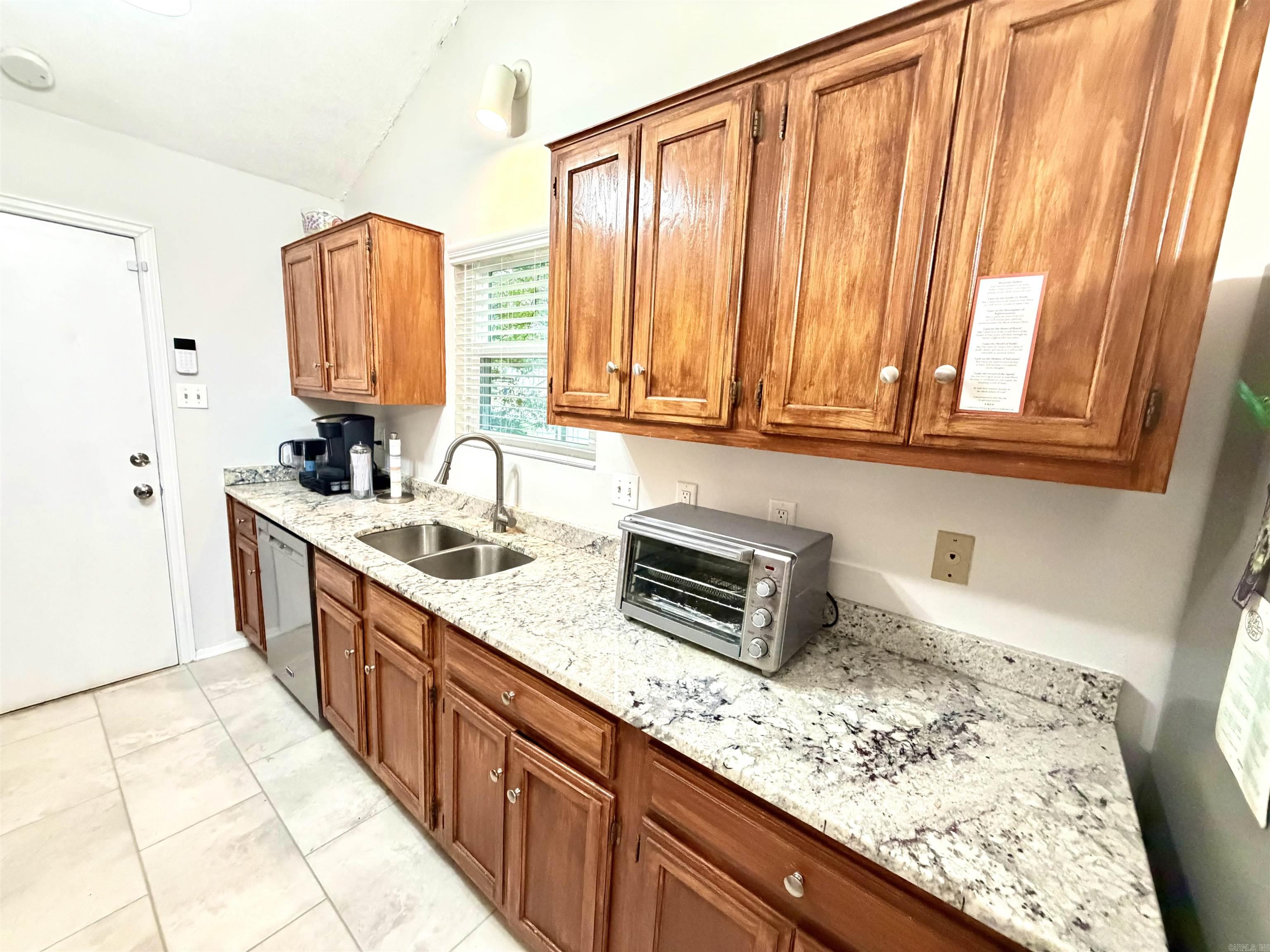 ROLLING OAKS - Residential