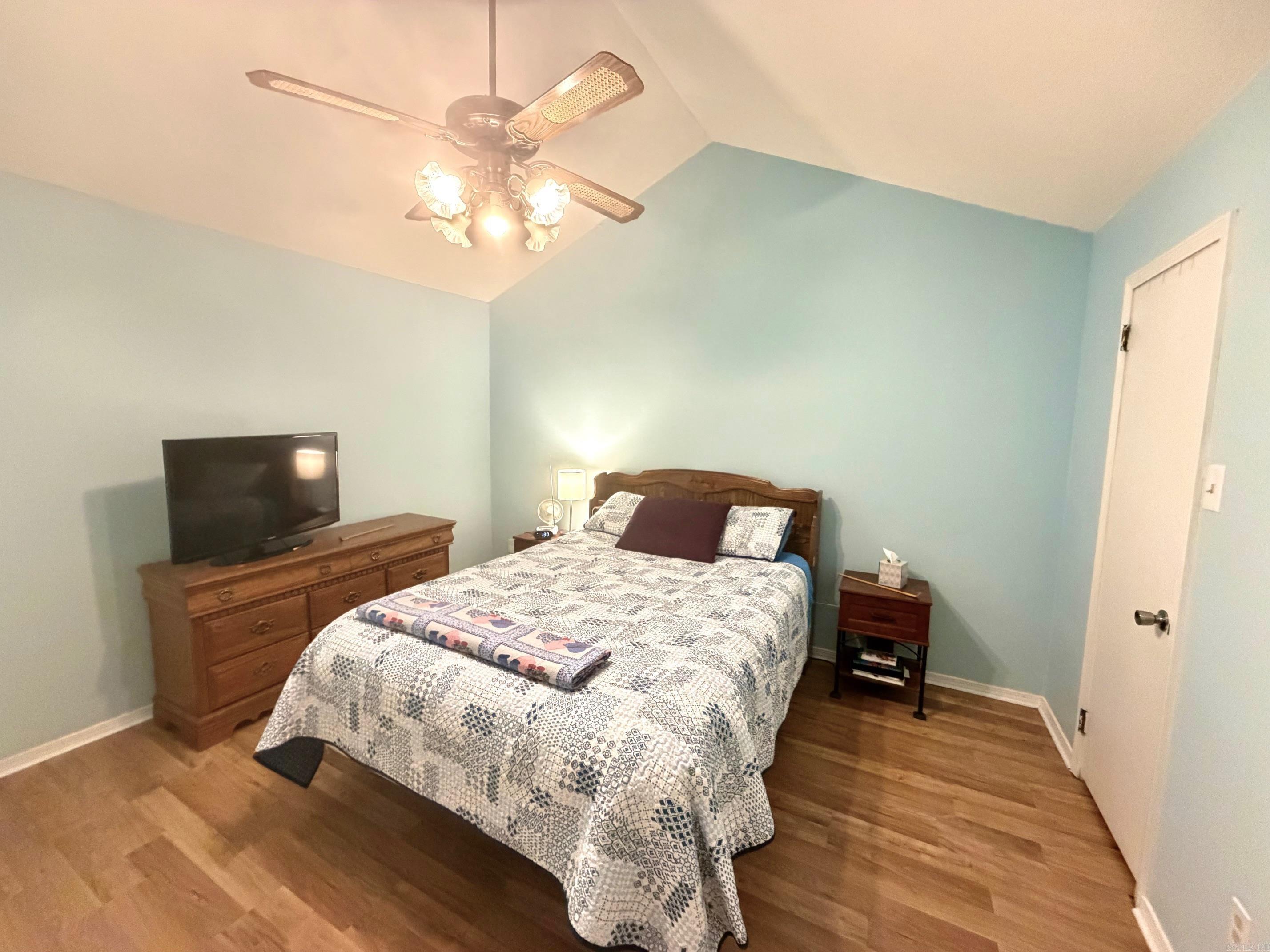 ROLLING OAKS - Residential
